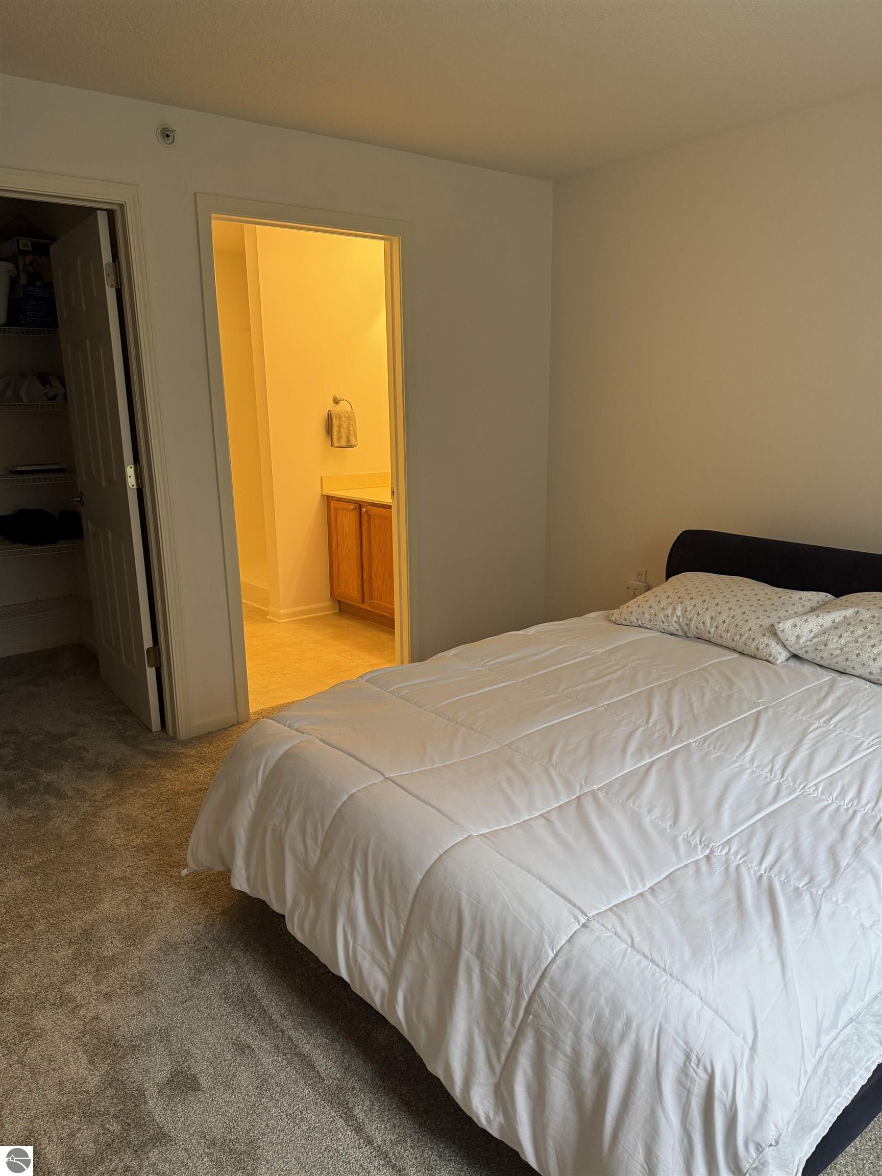 2068 Chelsea Lane # 13