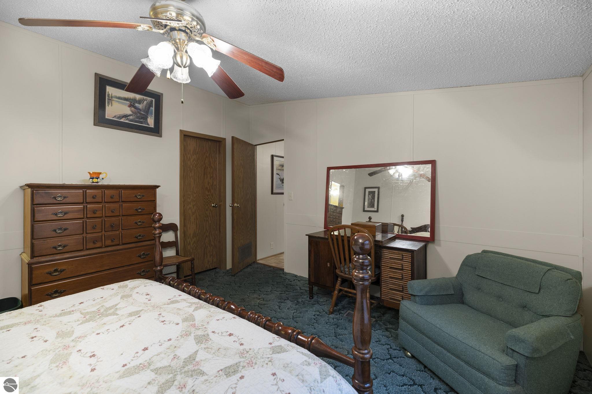 7149 W Blue Lake Road, Ne