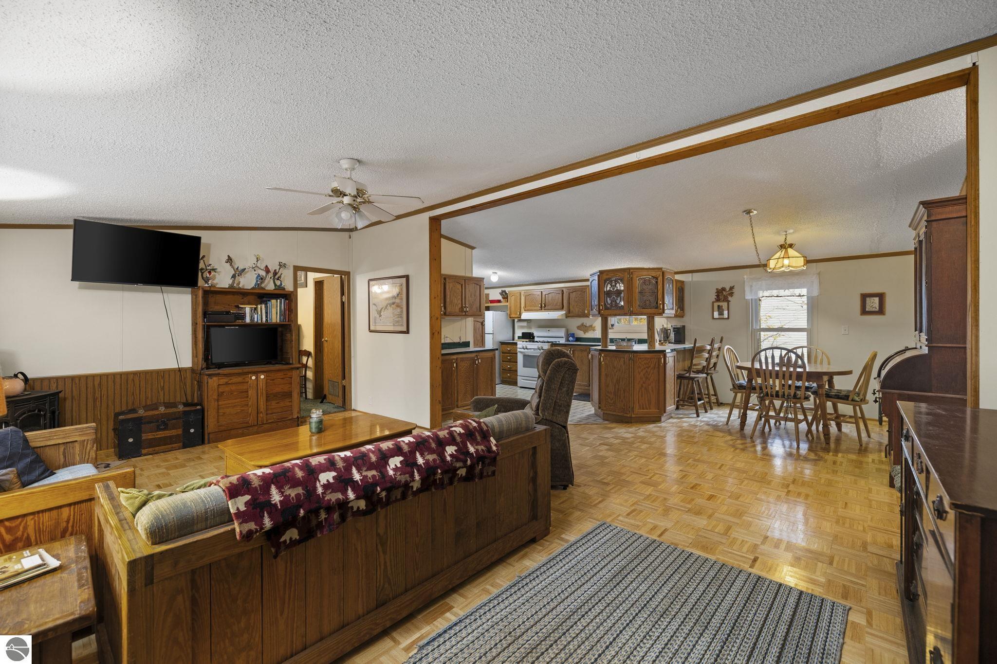7149 W Blue Lake Road, Ne