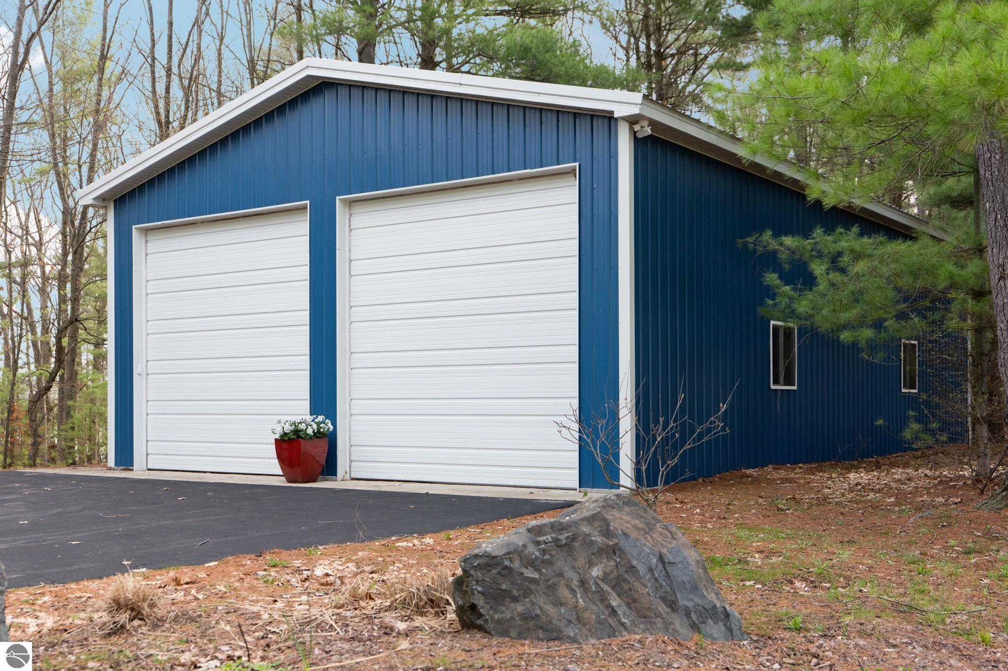 6802 Brandow Woods