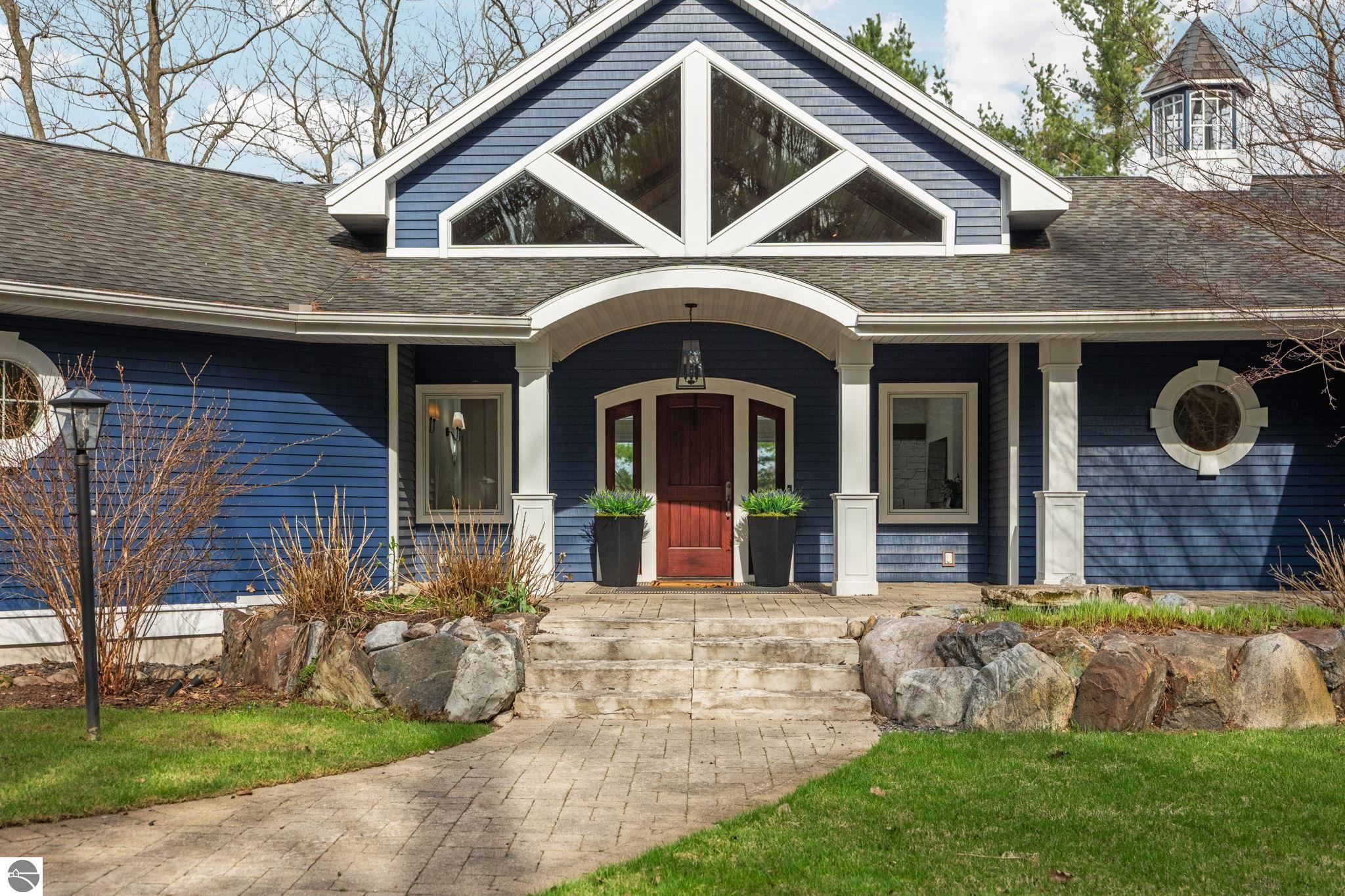 6802 Brandow Woods