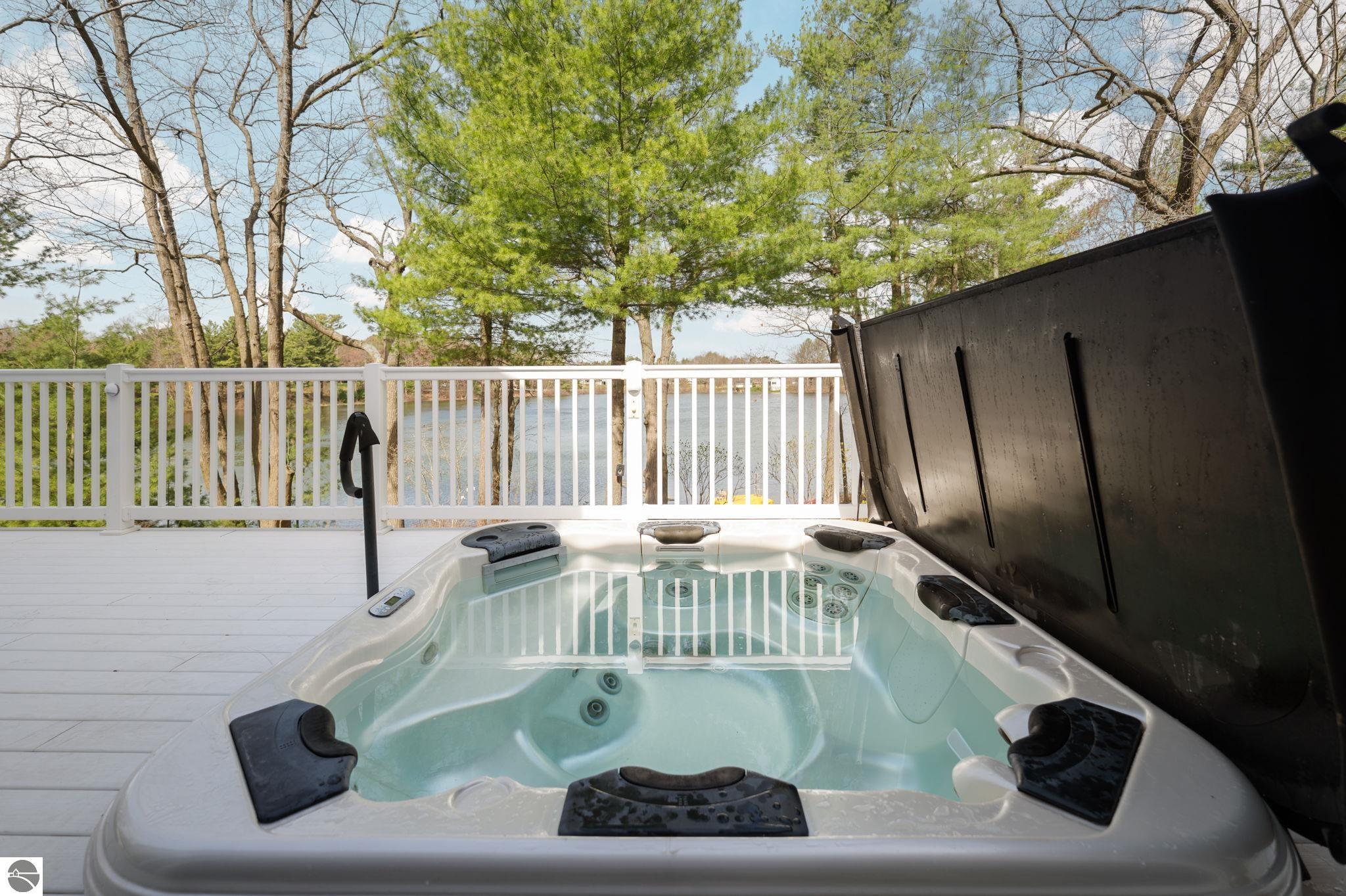 6802 Brandow Woods