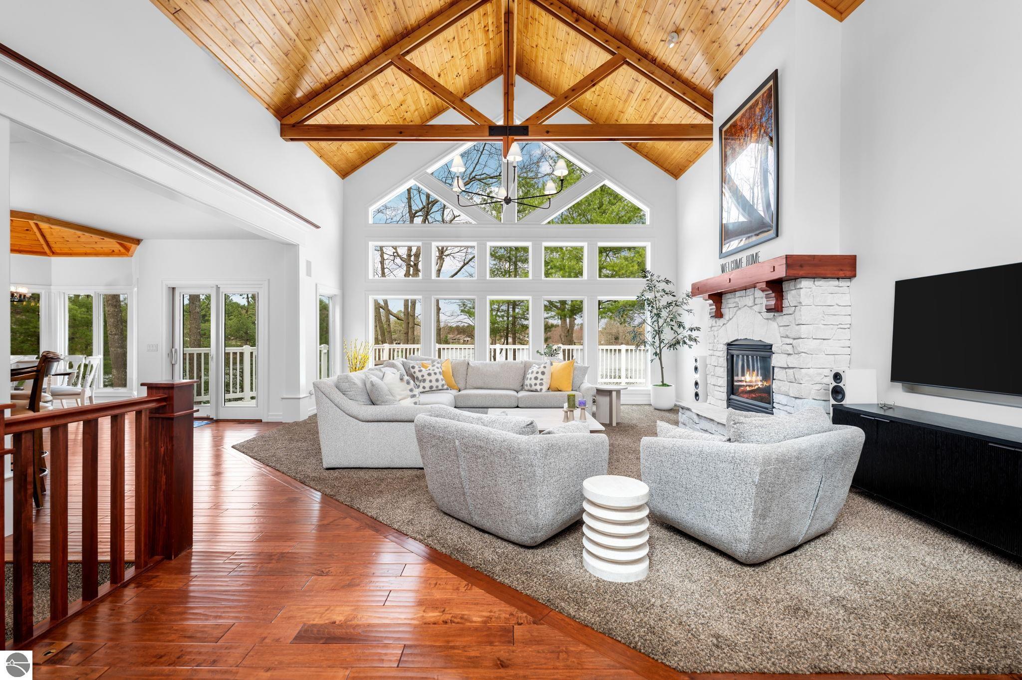 6802 Brandow Woods