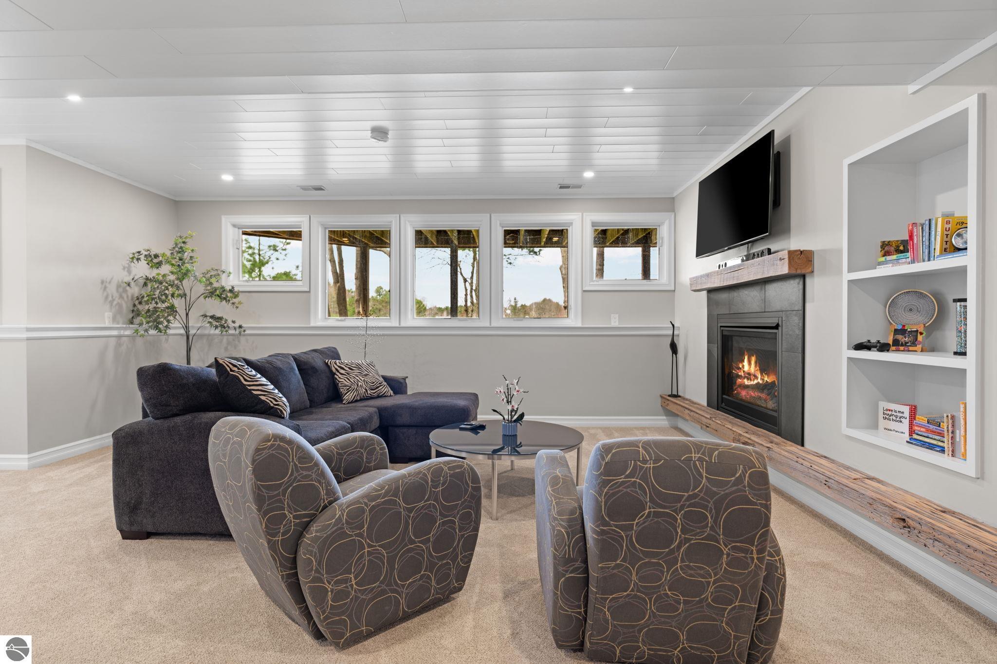 6802 Brandow Woods