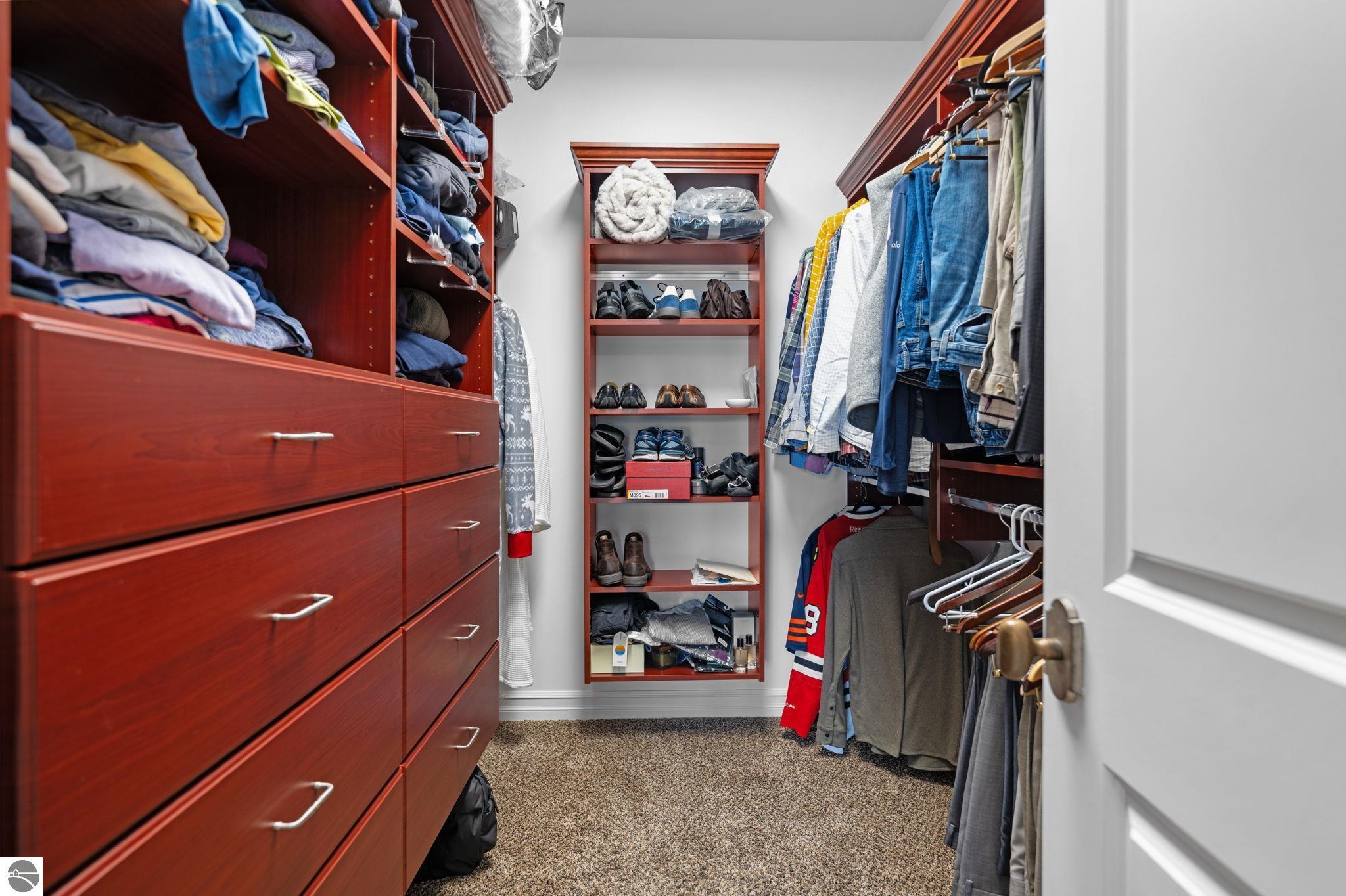 6802 Brandow Woods