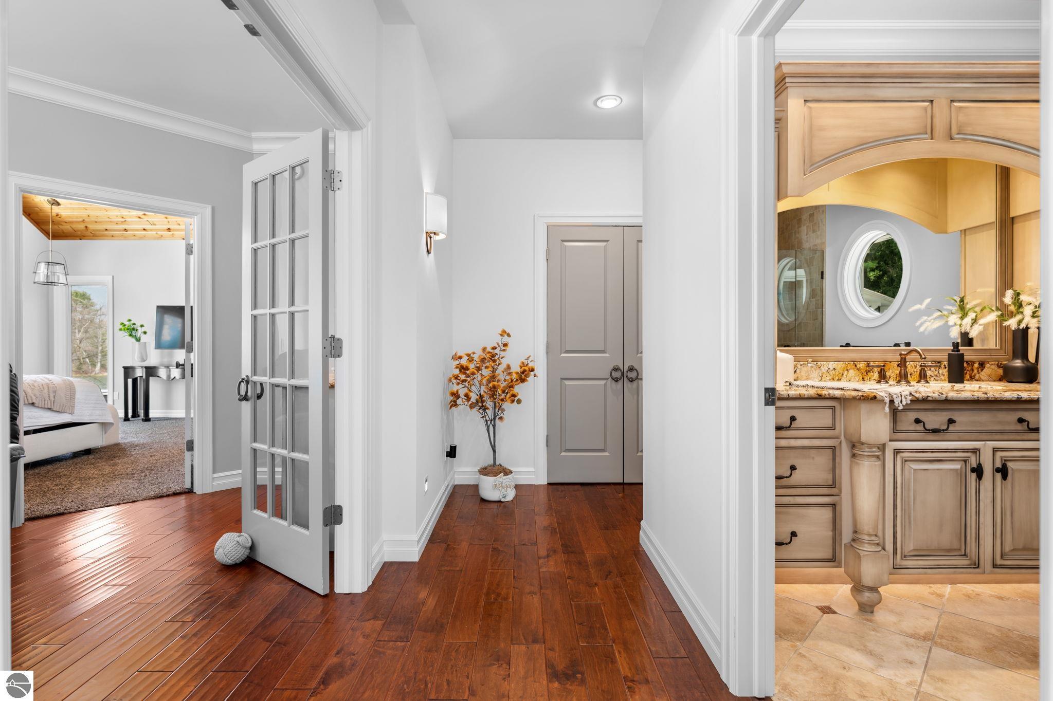 6802 Brandow Woods