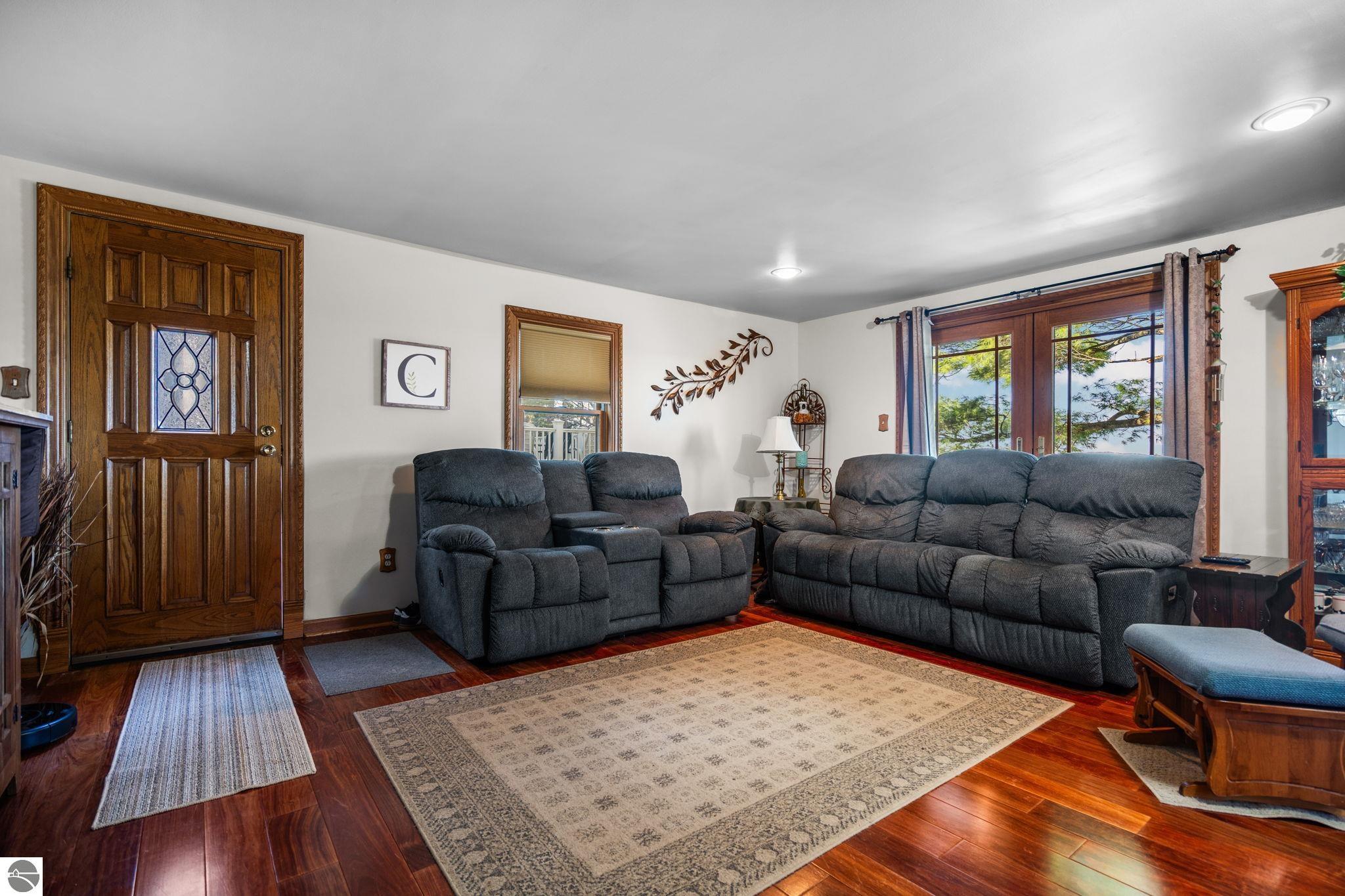 11918 E State Street
