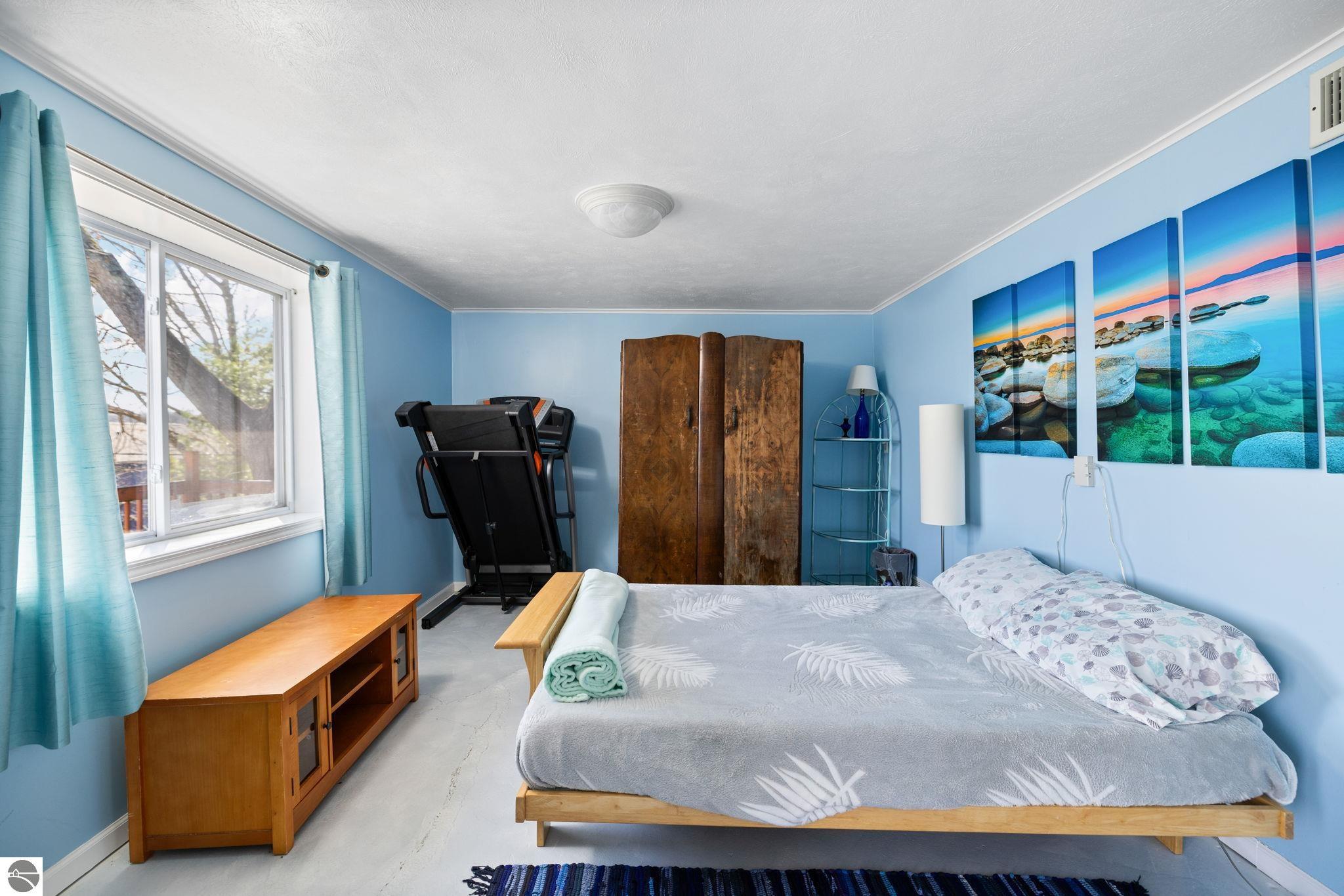 306 Bates