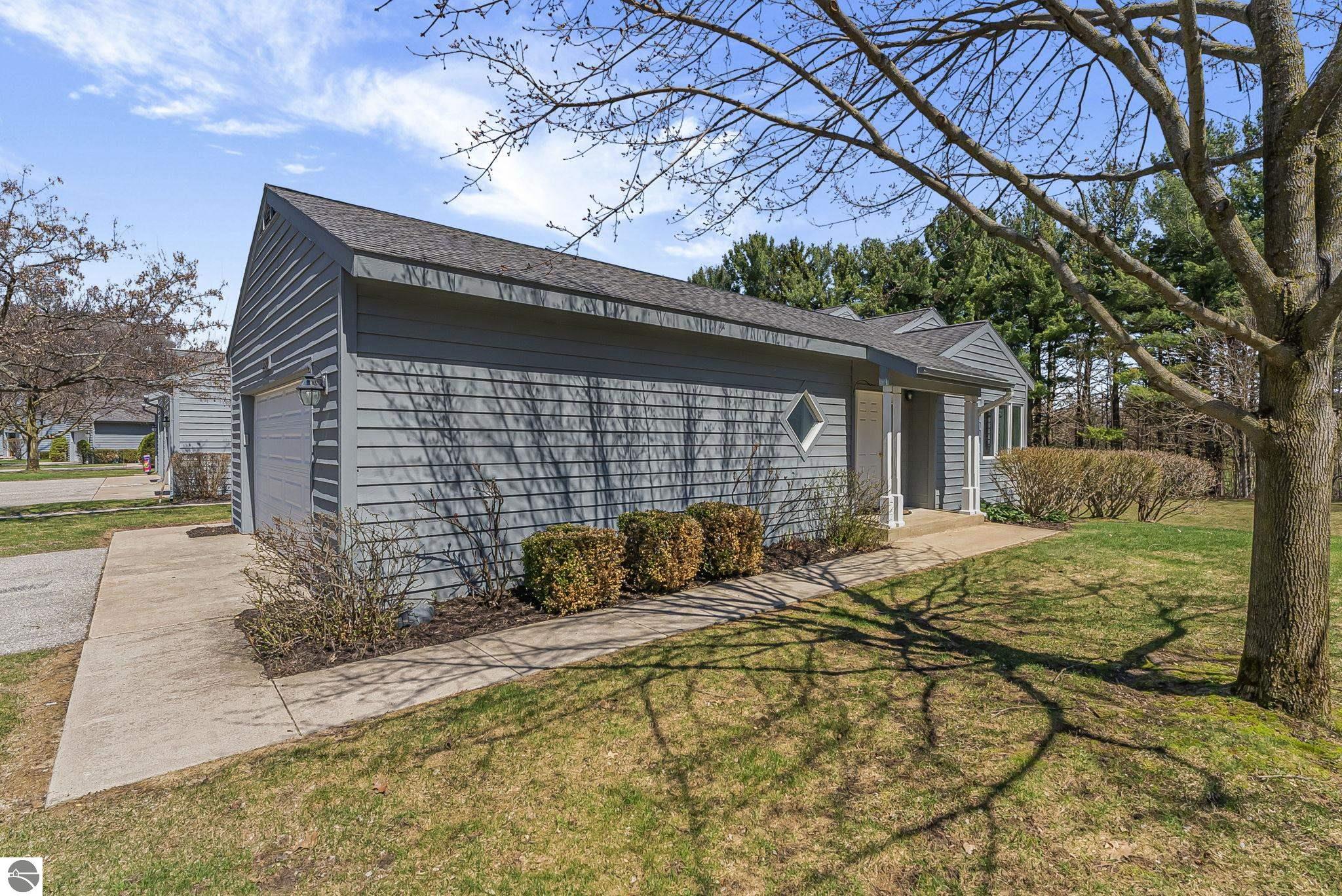 3750 Country Club Drive