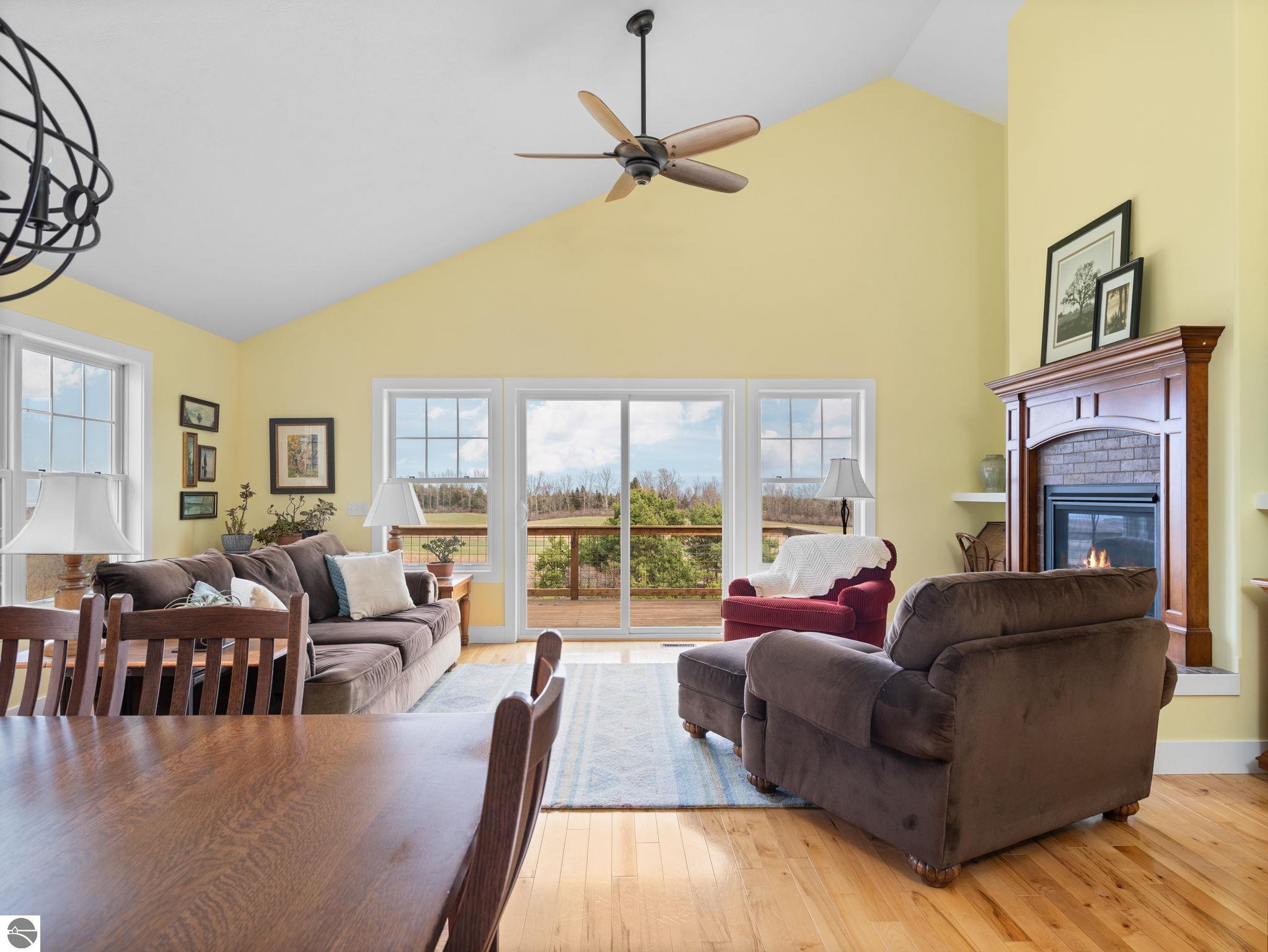 8371 E Boca Vista Trail