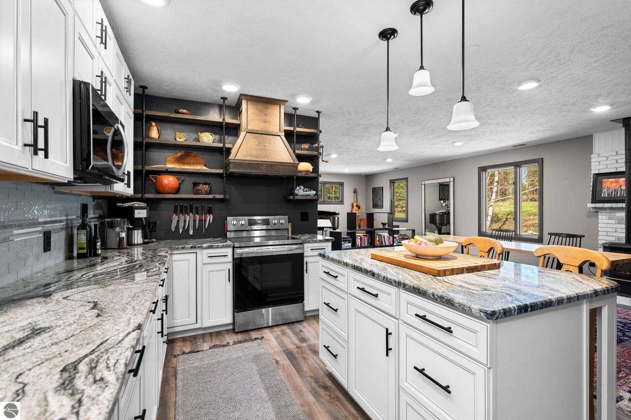 16829 Pettengill Road