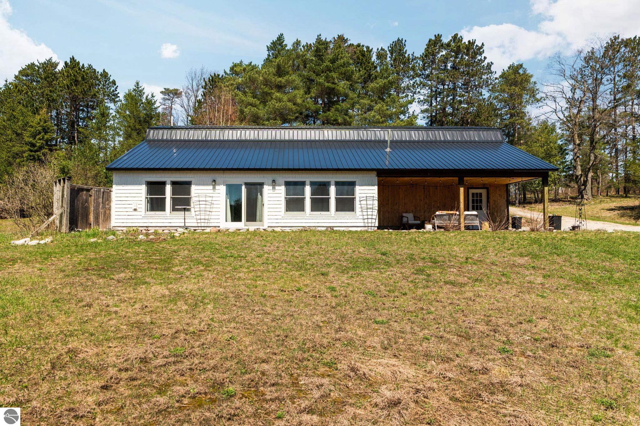 16829 Pettengill Road