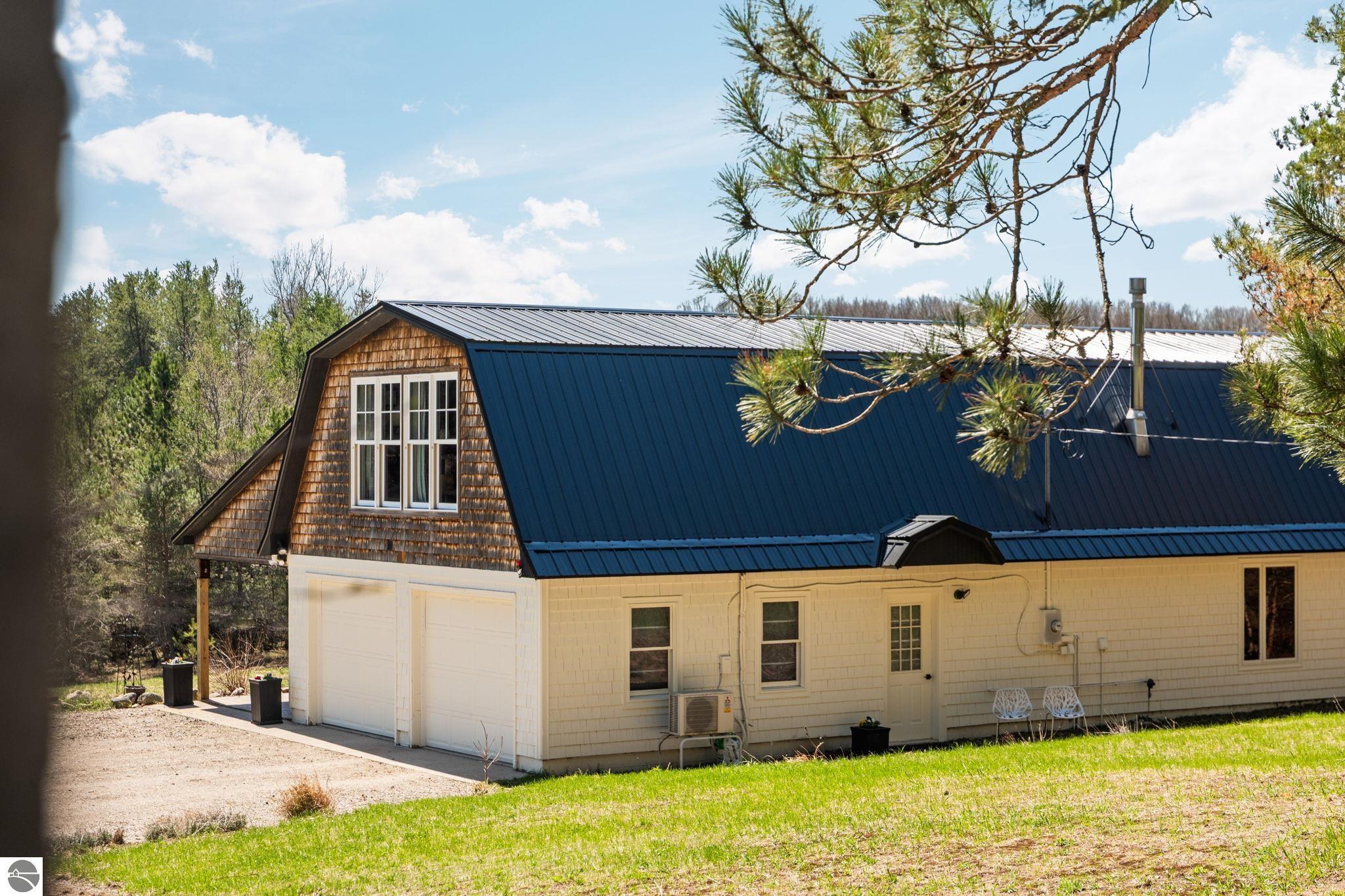 16829 Pettengill Road