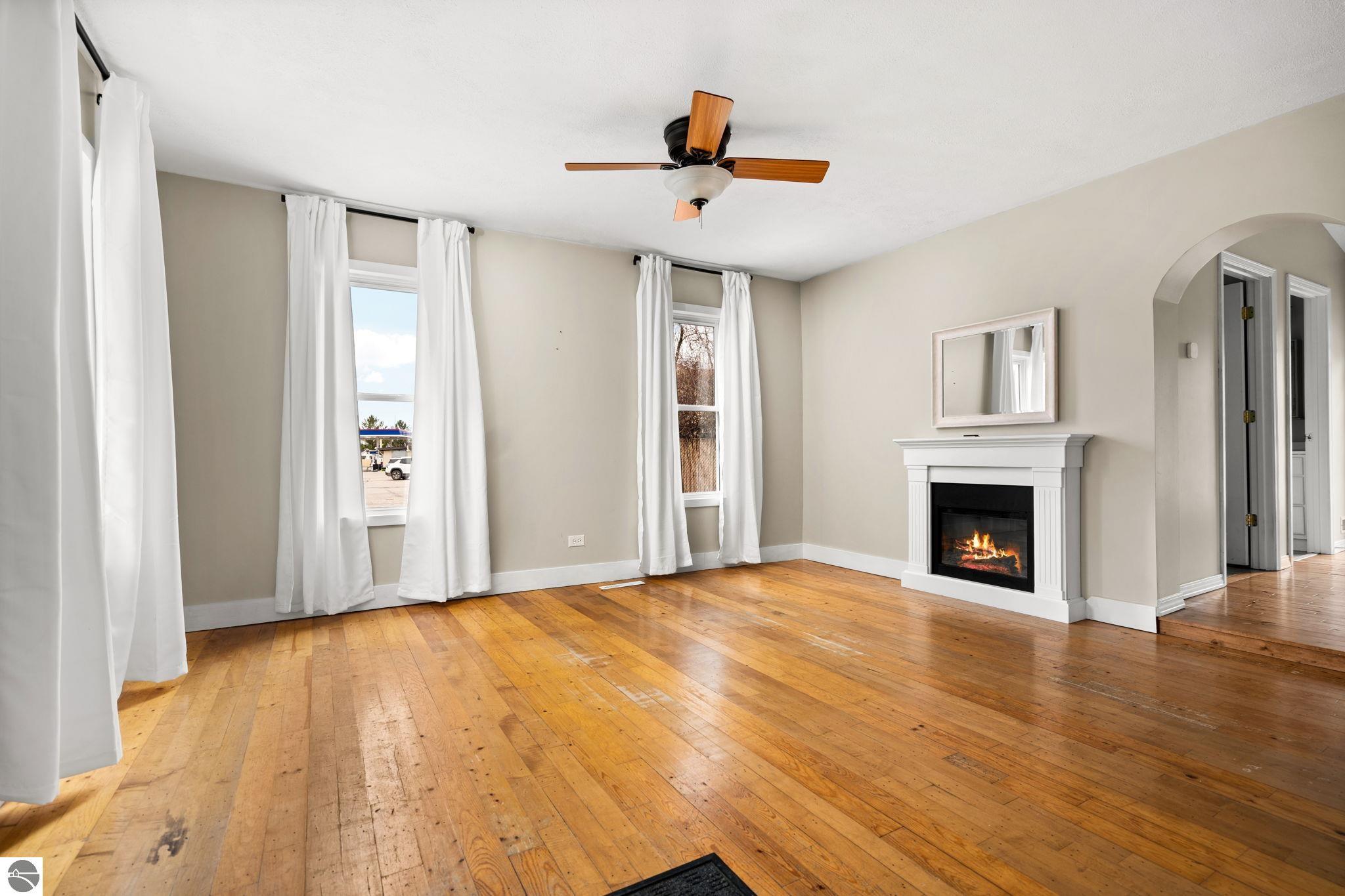 117 Rivershore Drive