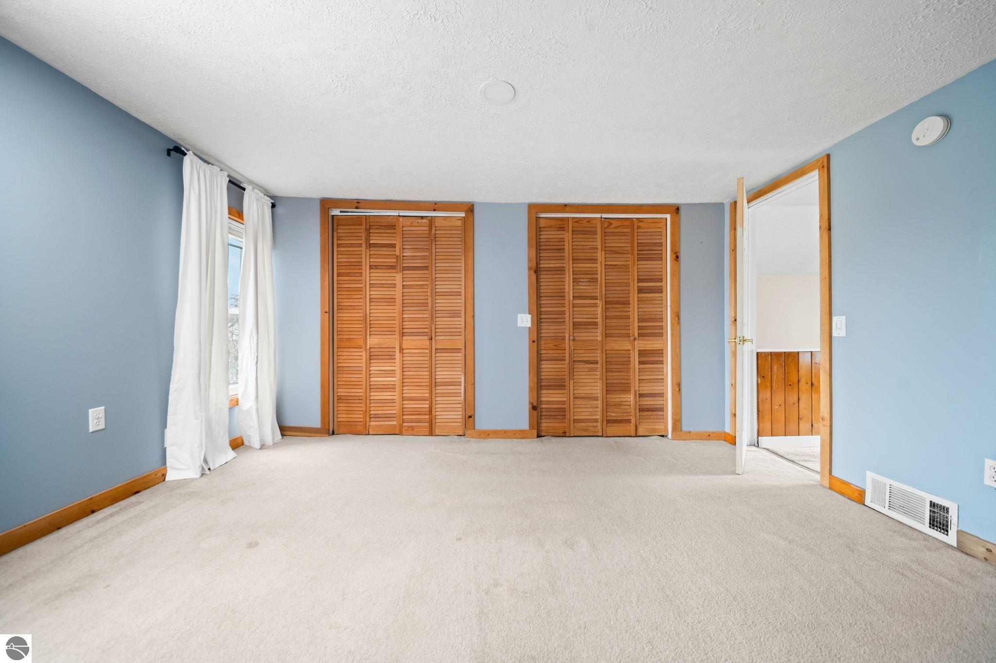117 Rivershore Drive