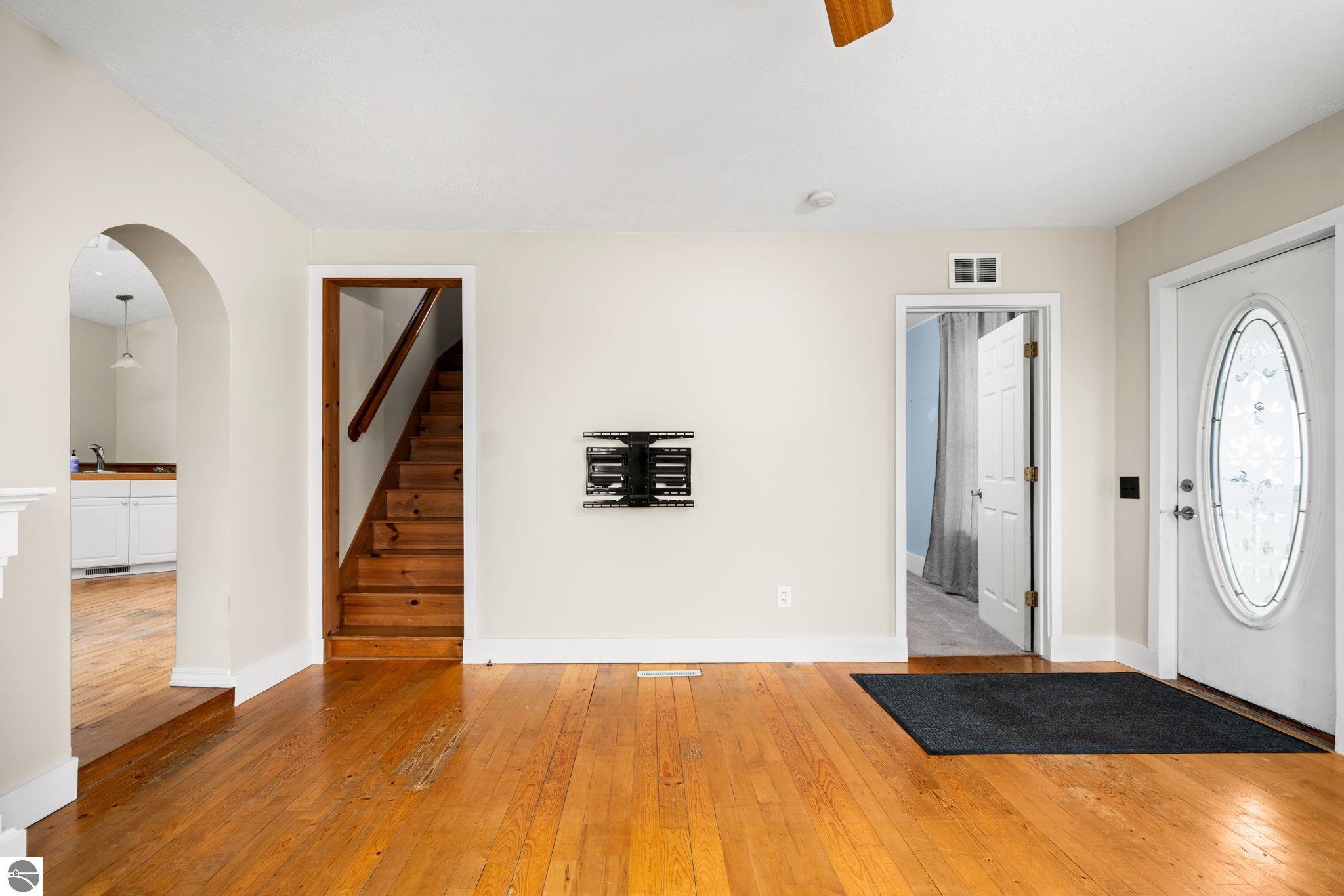 117 Rivershore Drive