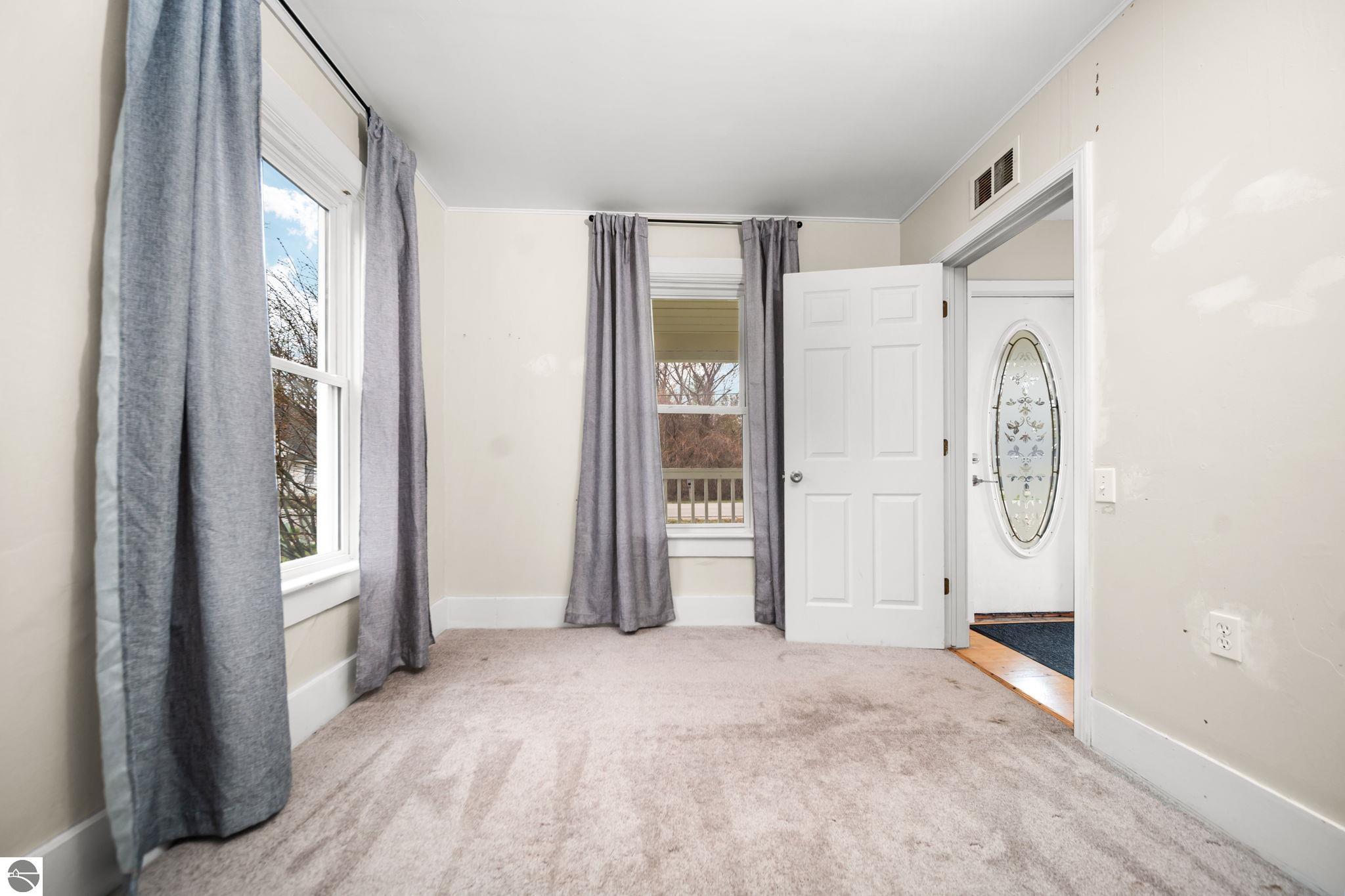 117 Rivershore Drive