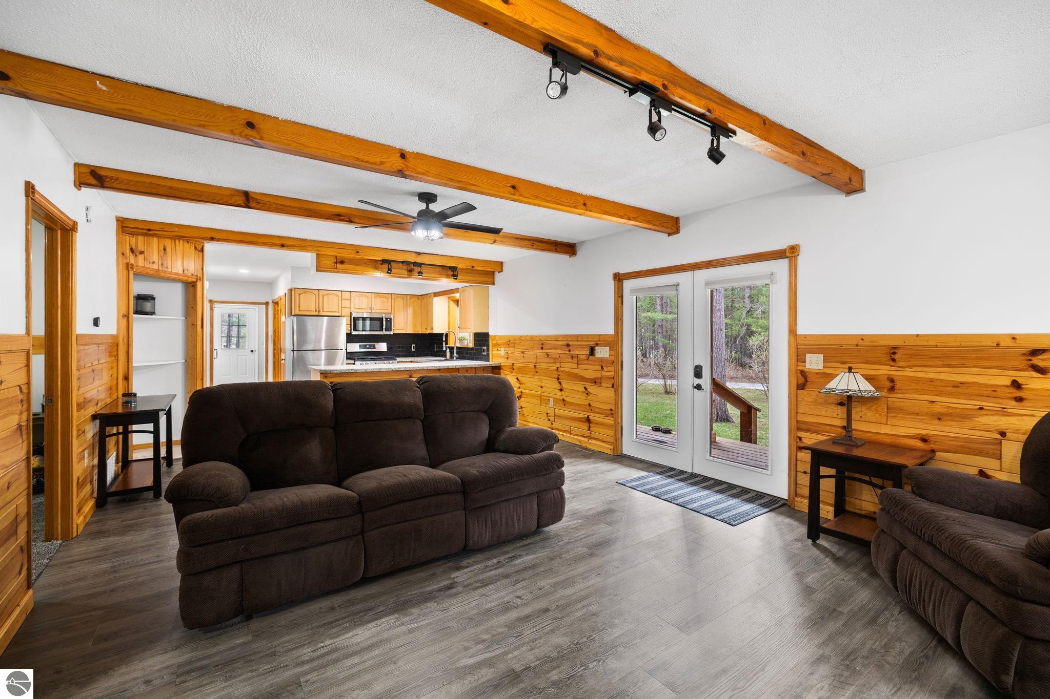 318 E Bear Lake Road