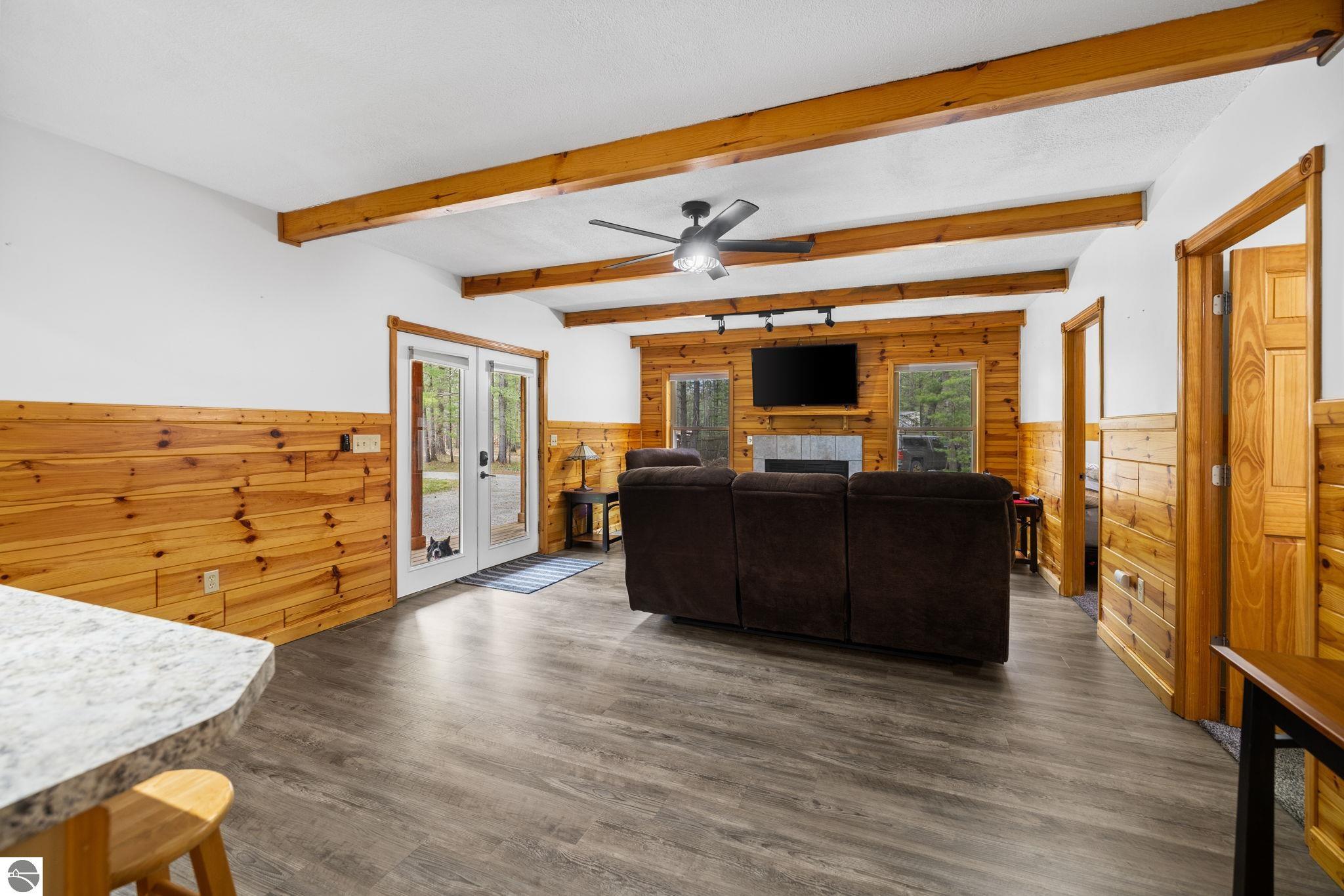 318 E Bear Lake Road
