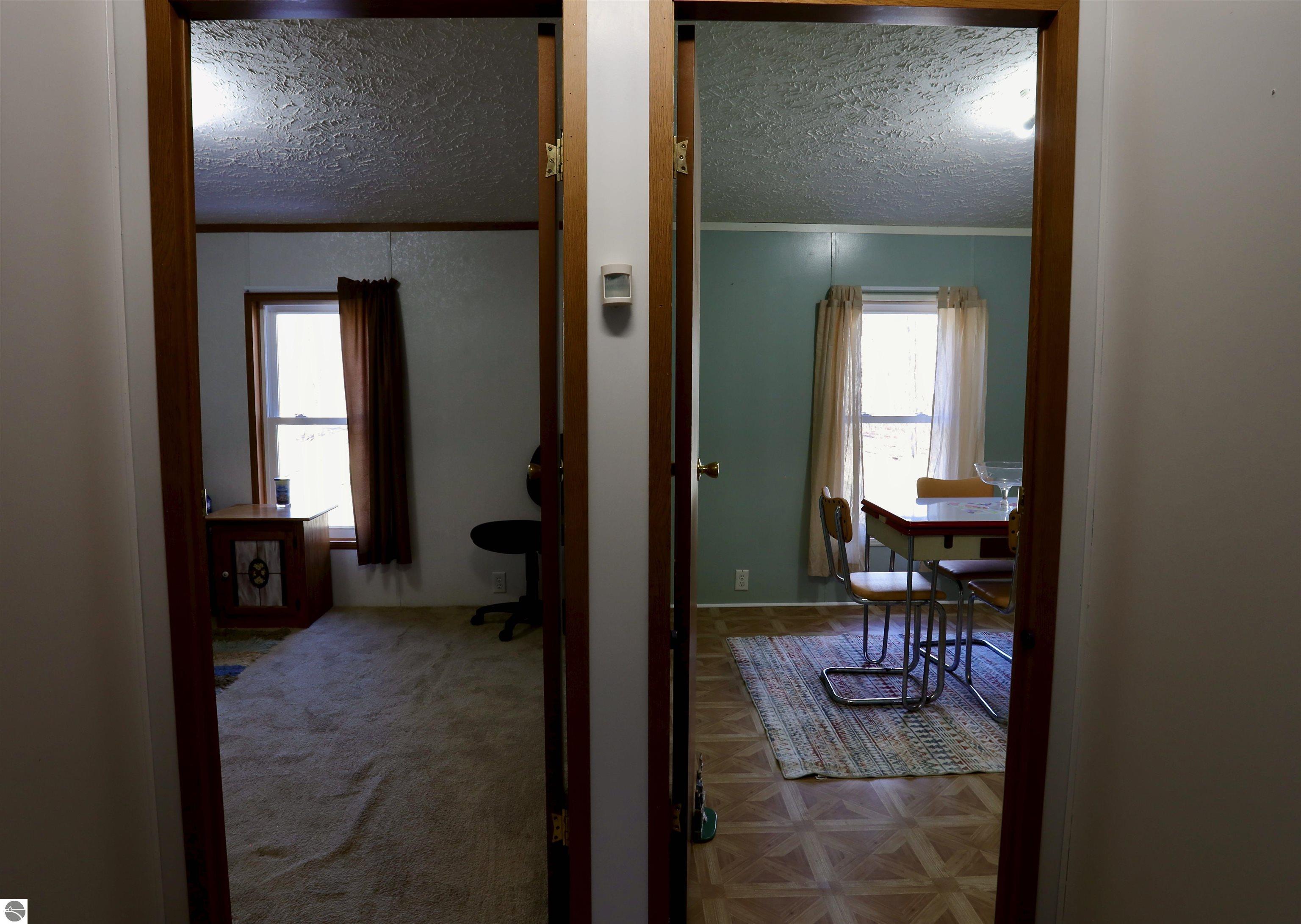 9122 Grimm Lane