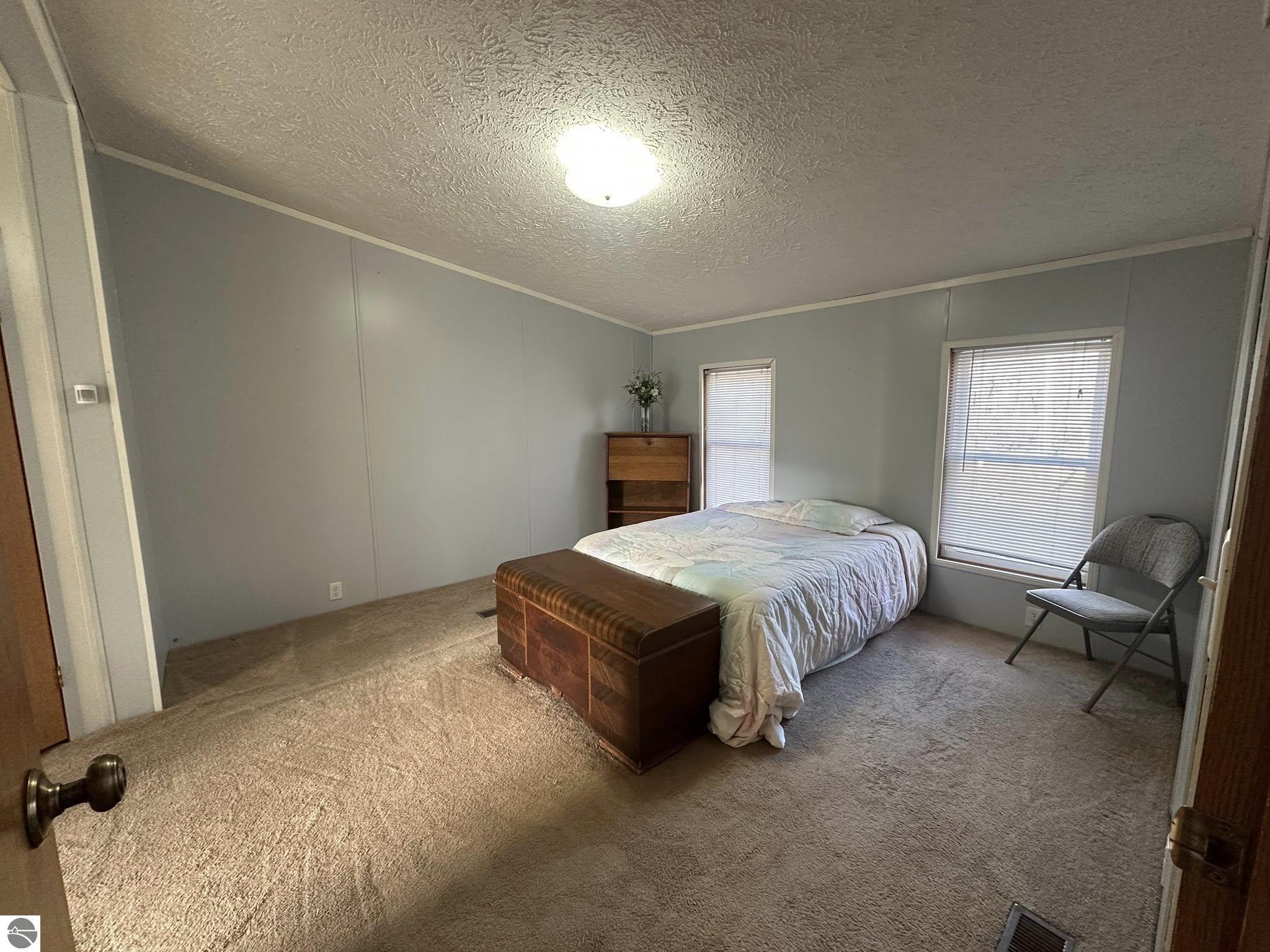 9122 Grimm Lane