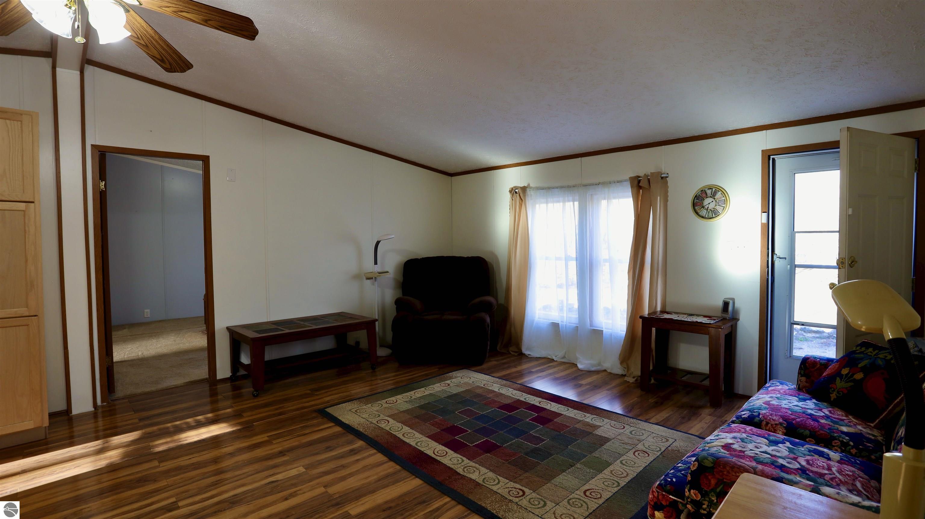 9122 Grimm Lane