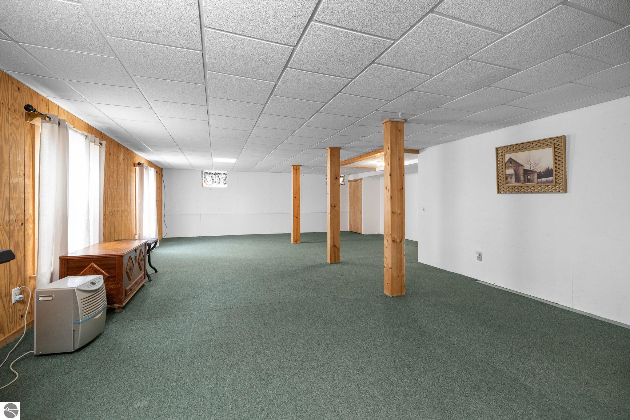 635 Autumnview Lane