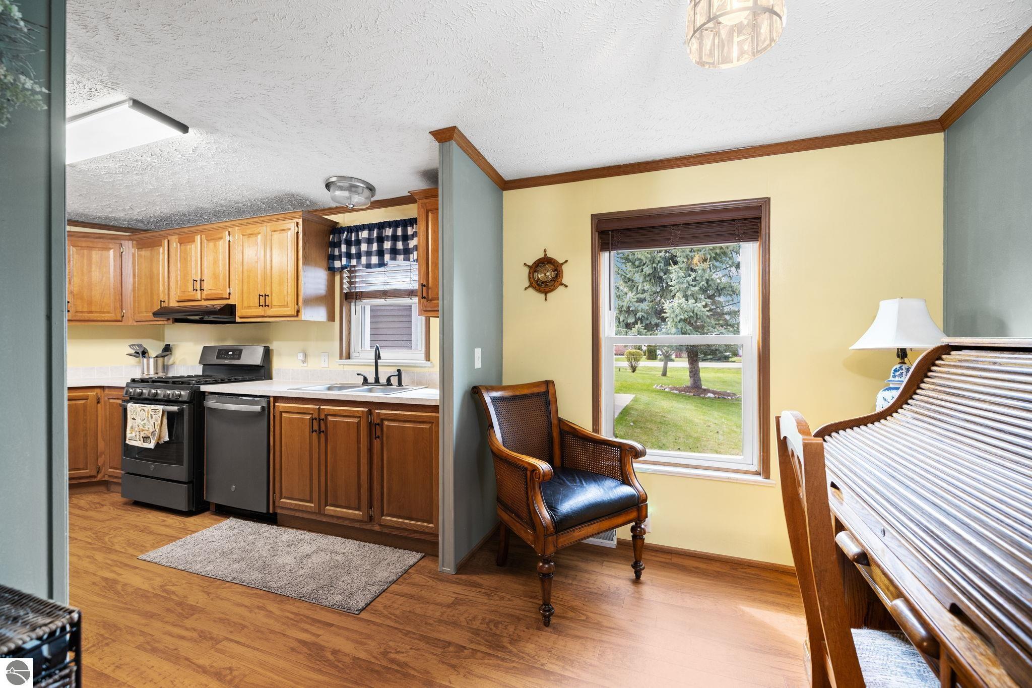 635 Autumnview Lane