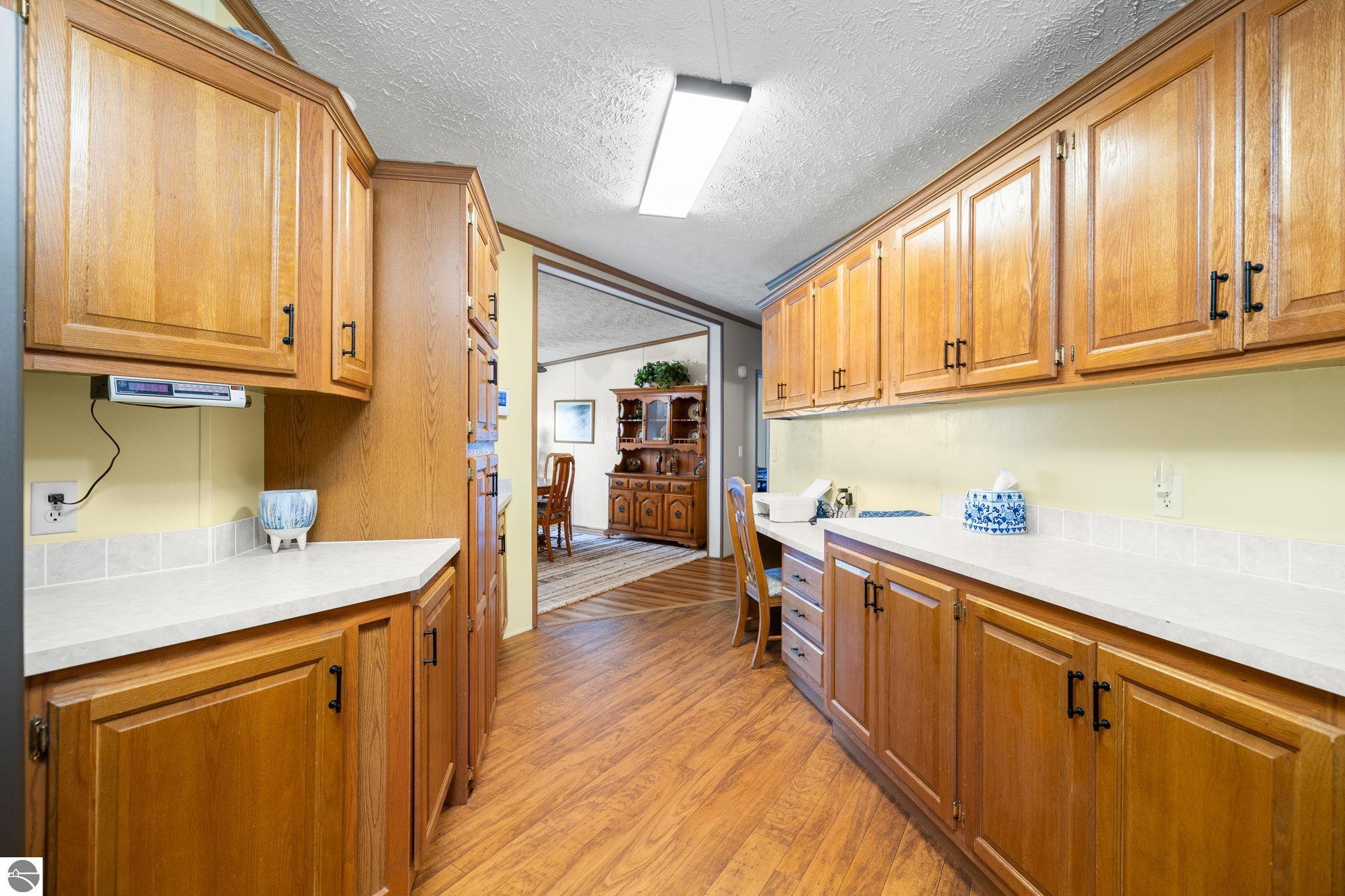 635 Autumnview Lane
