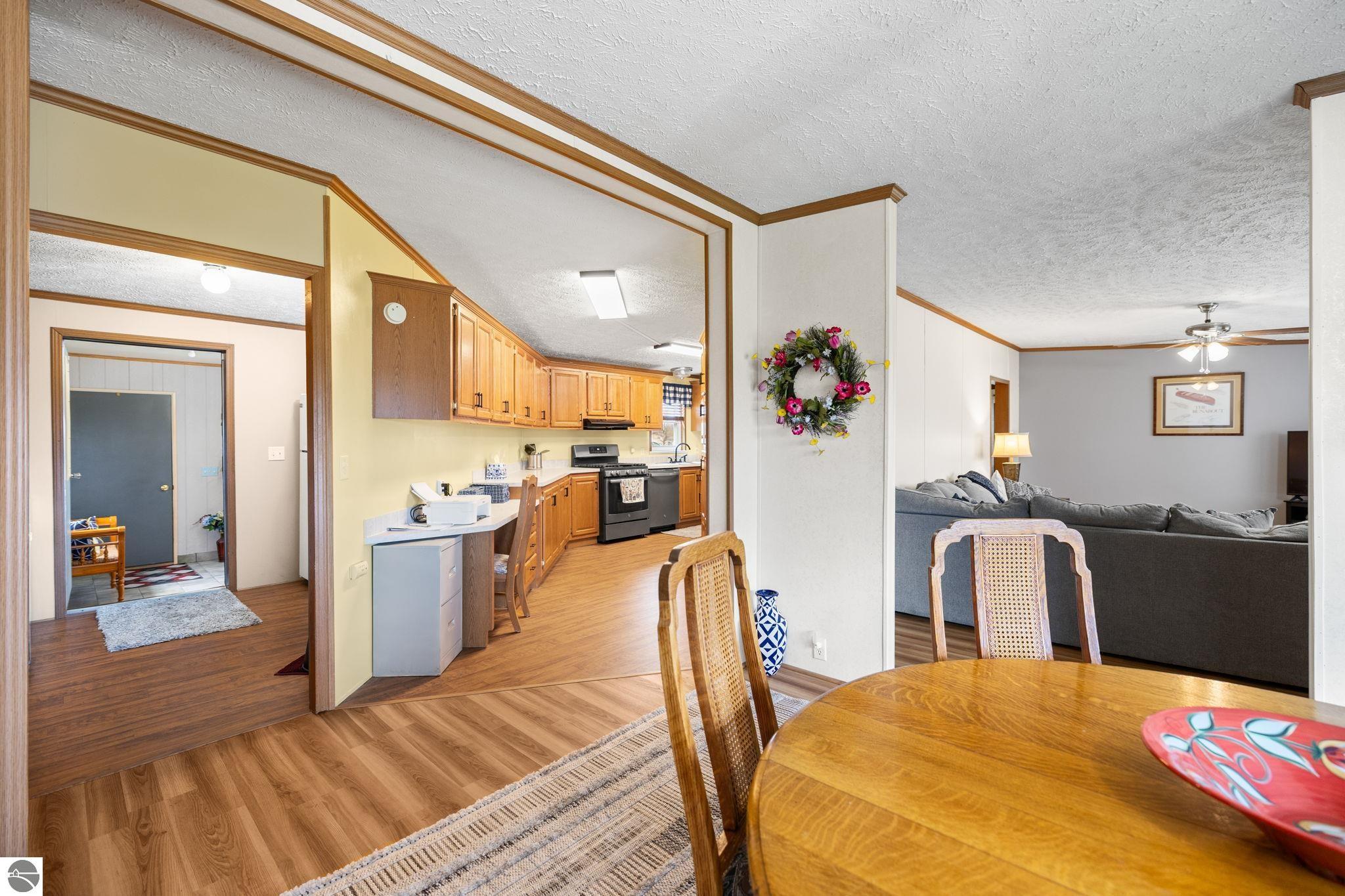 635 Autumnview Lane