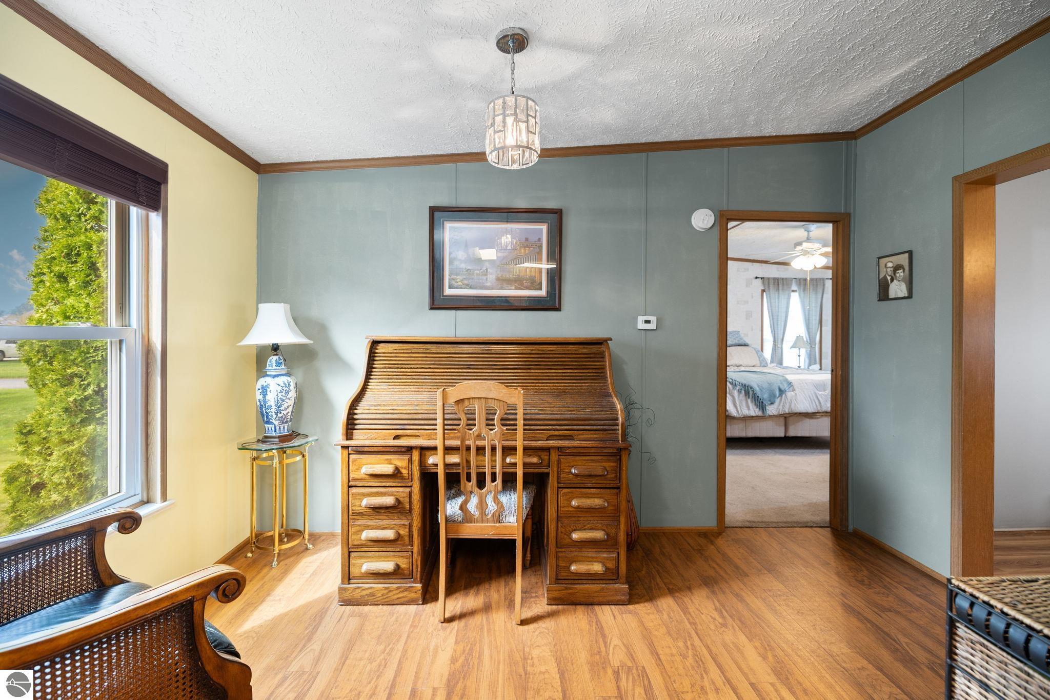 635 Autumnview Lane