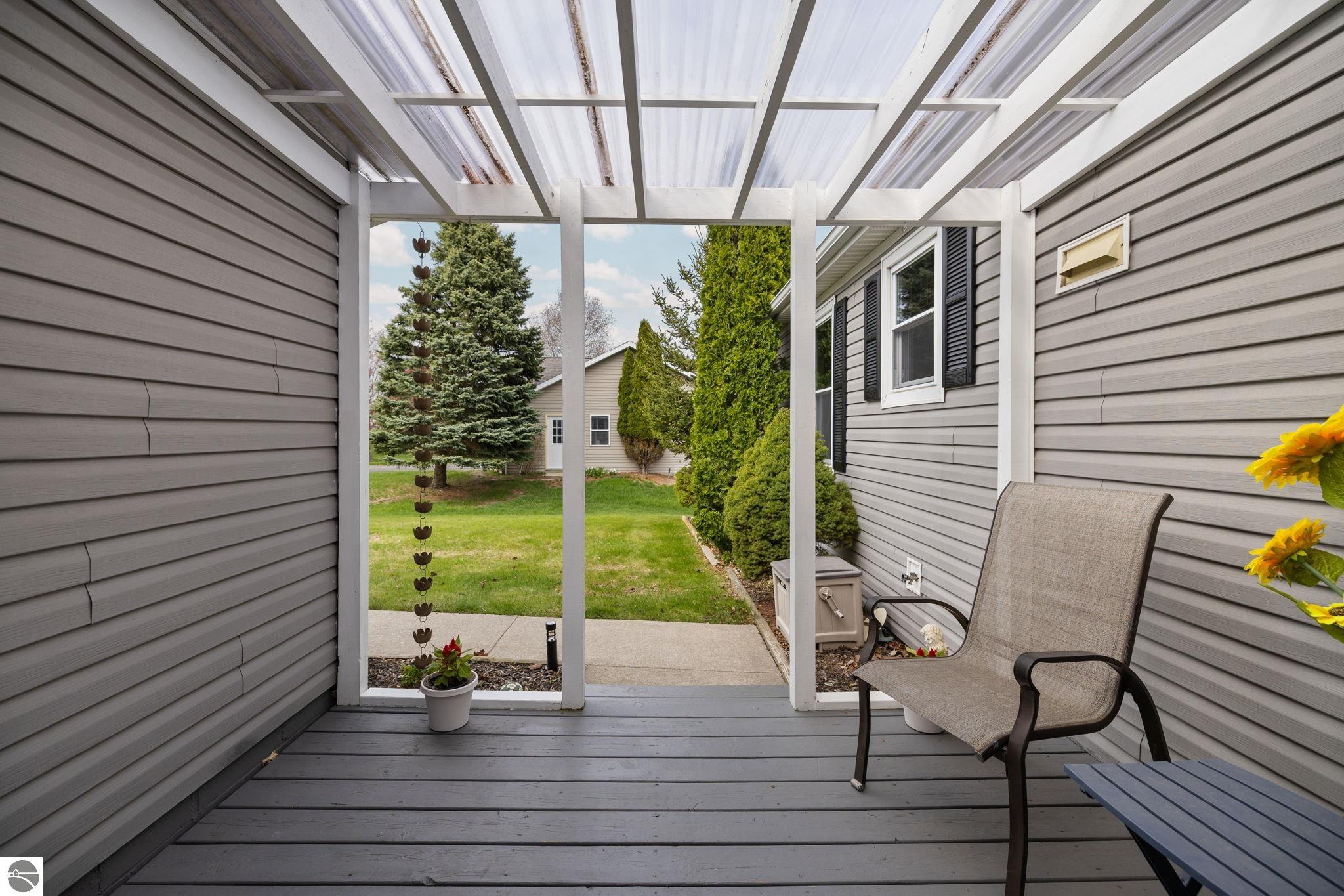 635 Autumnview Lane