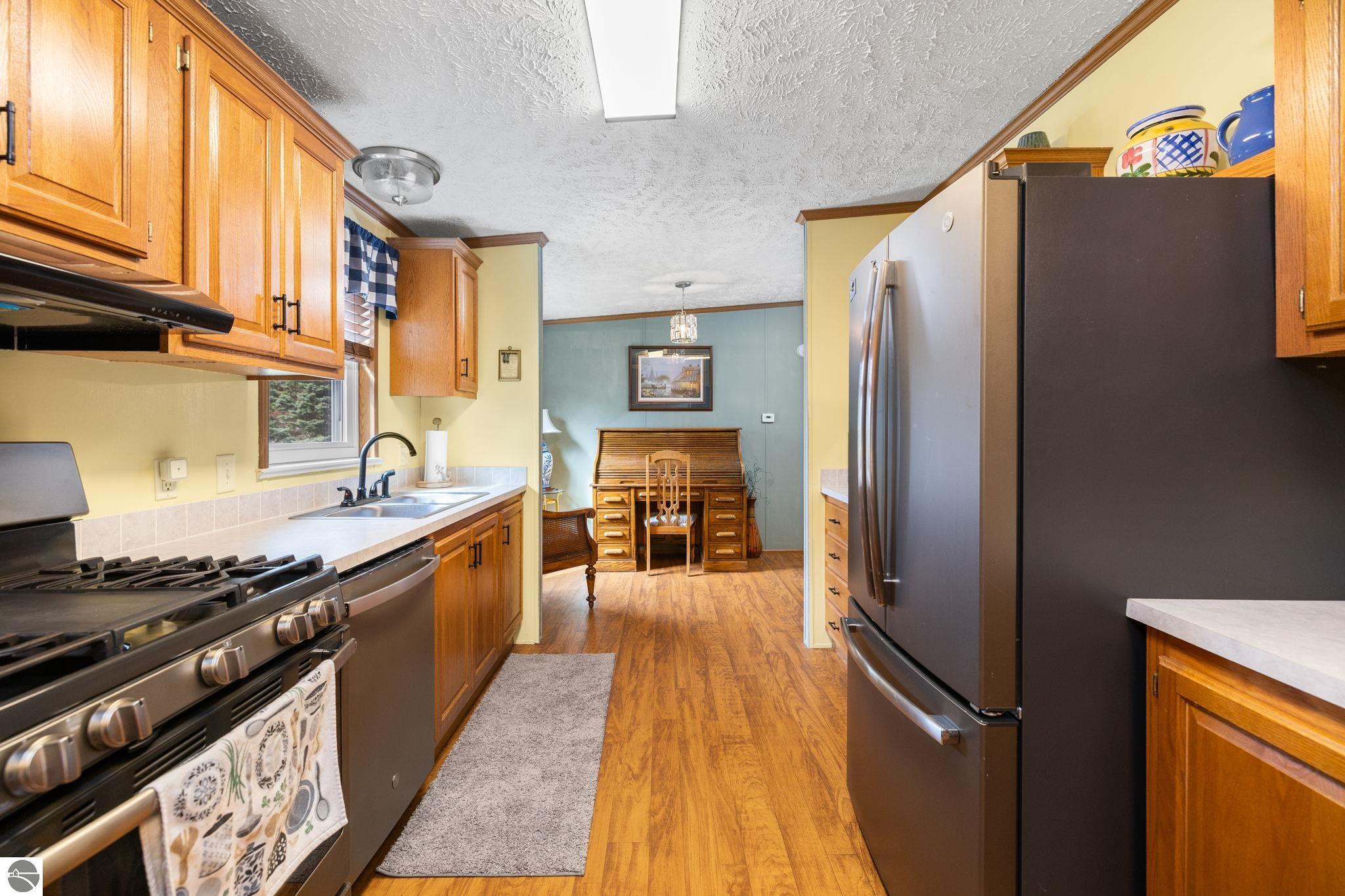 635 Autumnview Lane