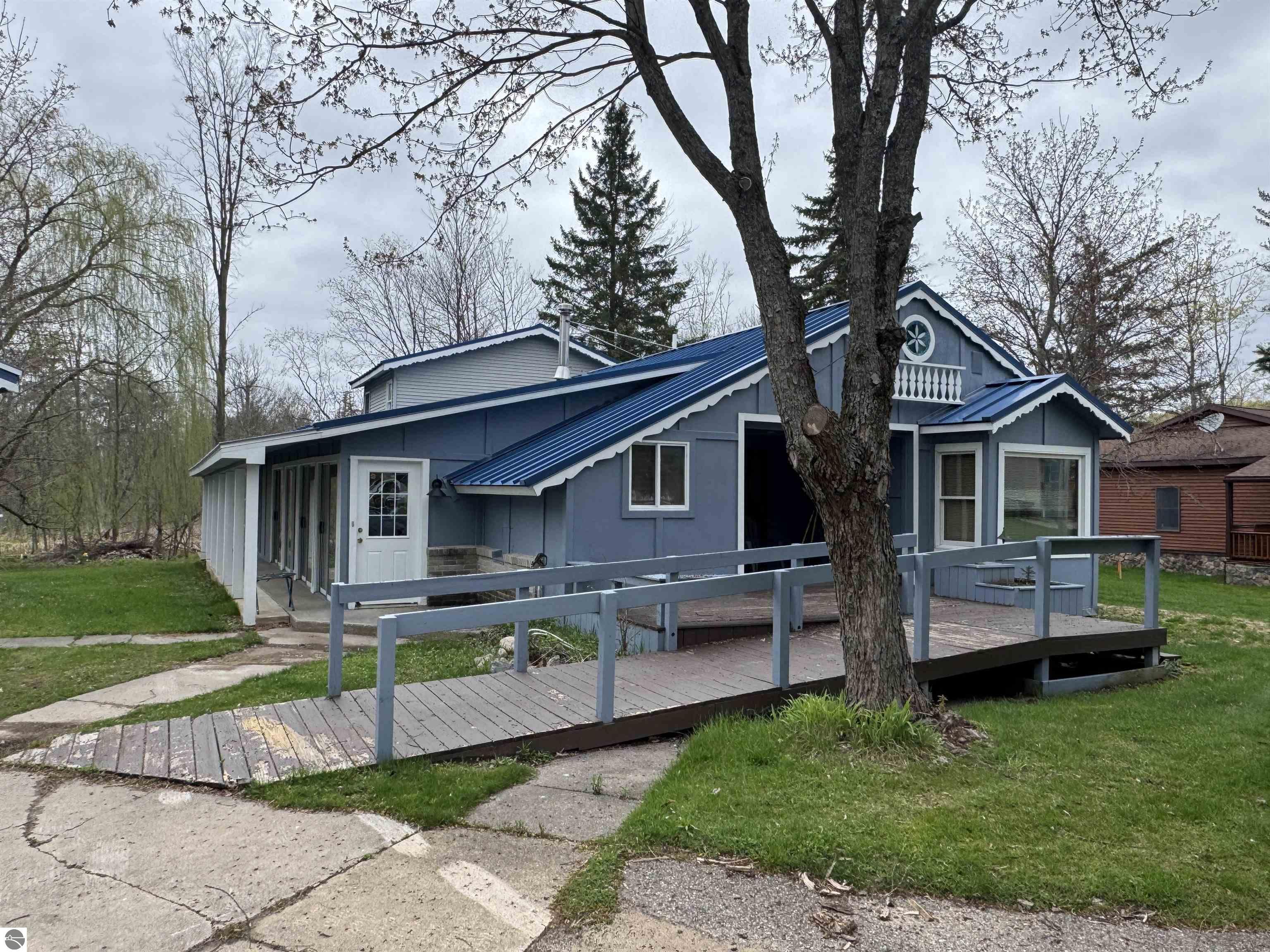 337 Henderson Court