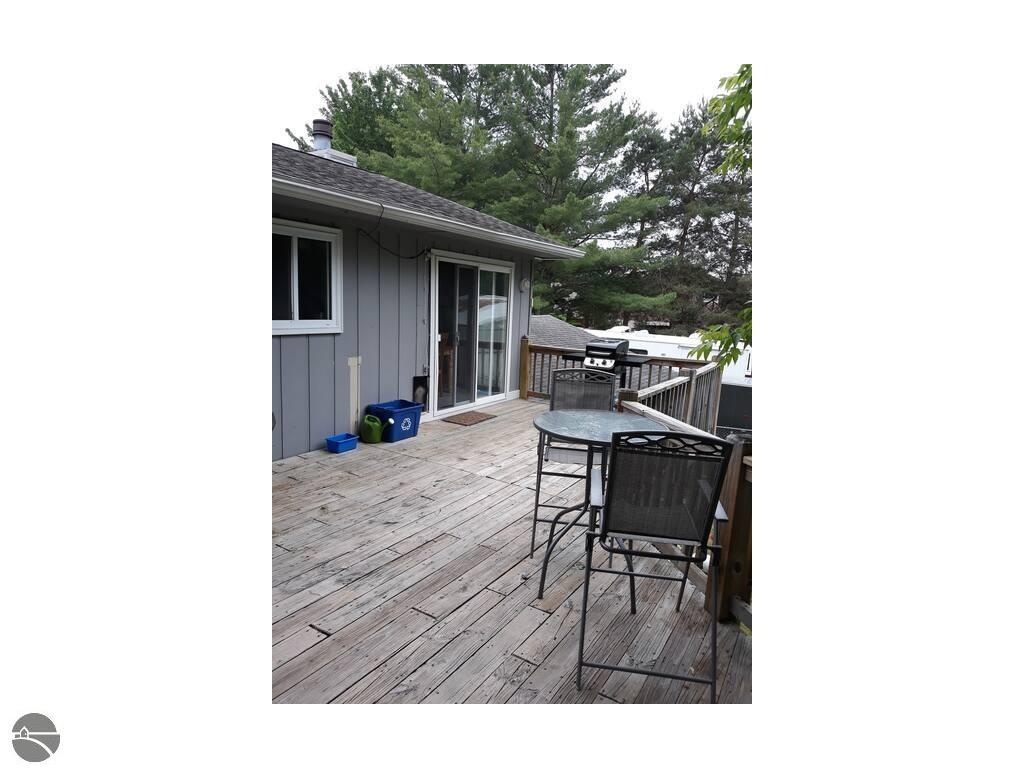3134 Horseshoe Drive