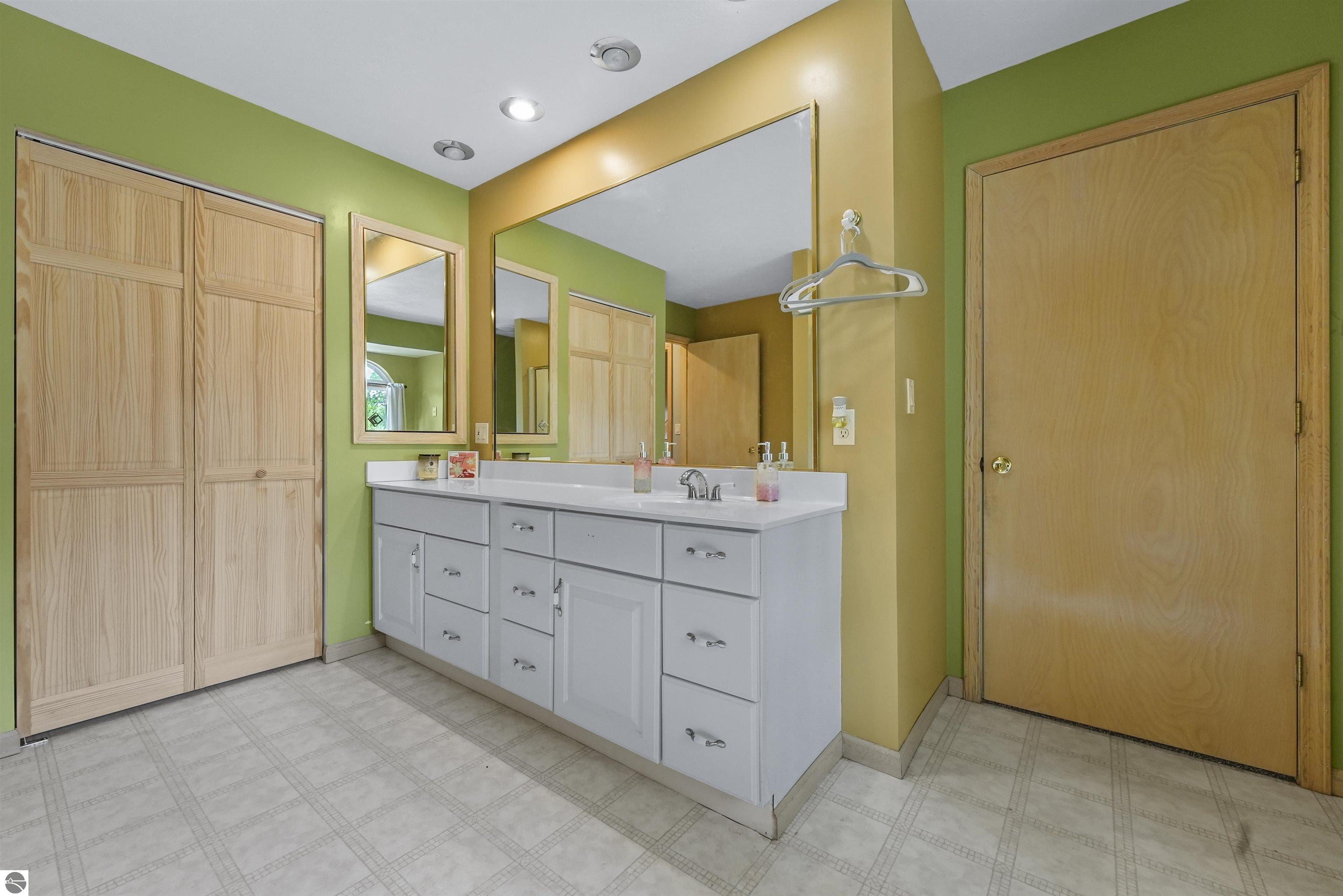 7504 W Dakota Trail