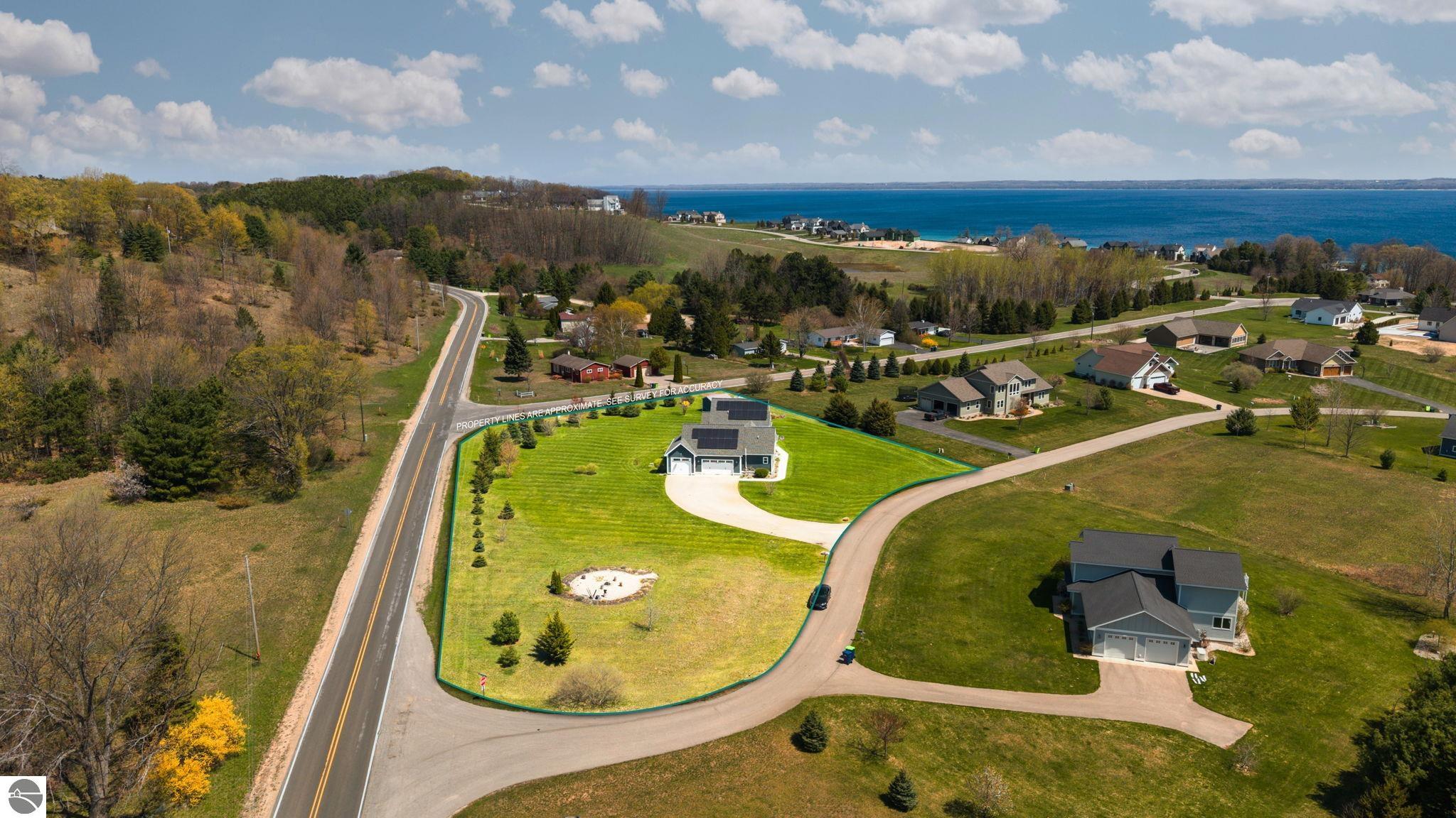 3833 Smokey Cove Drive