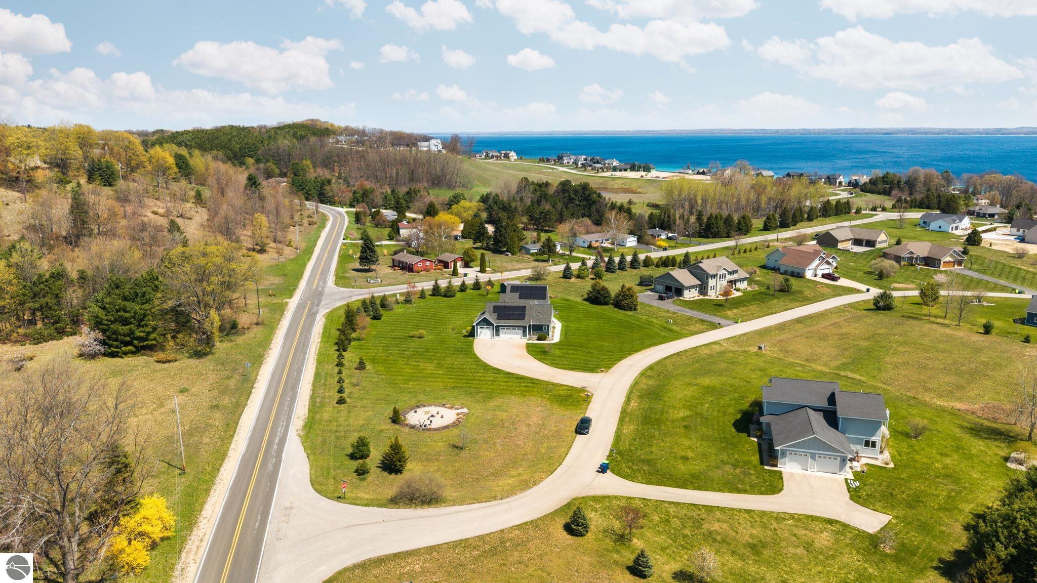 3833 Smokey Cove Drive
