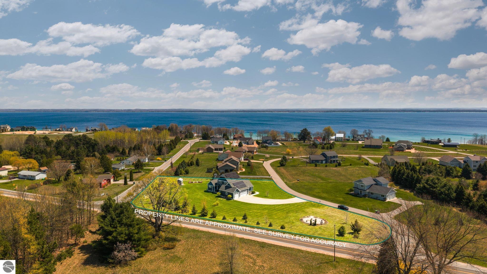 3833 Smokey Cove Drive