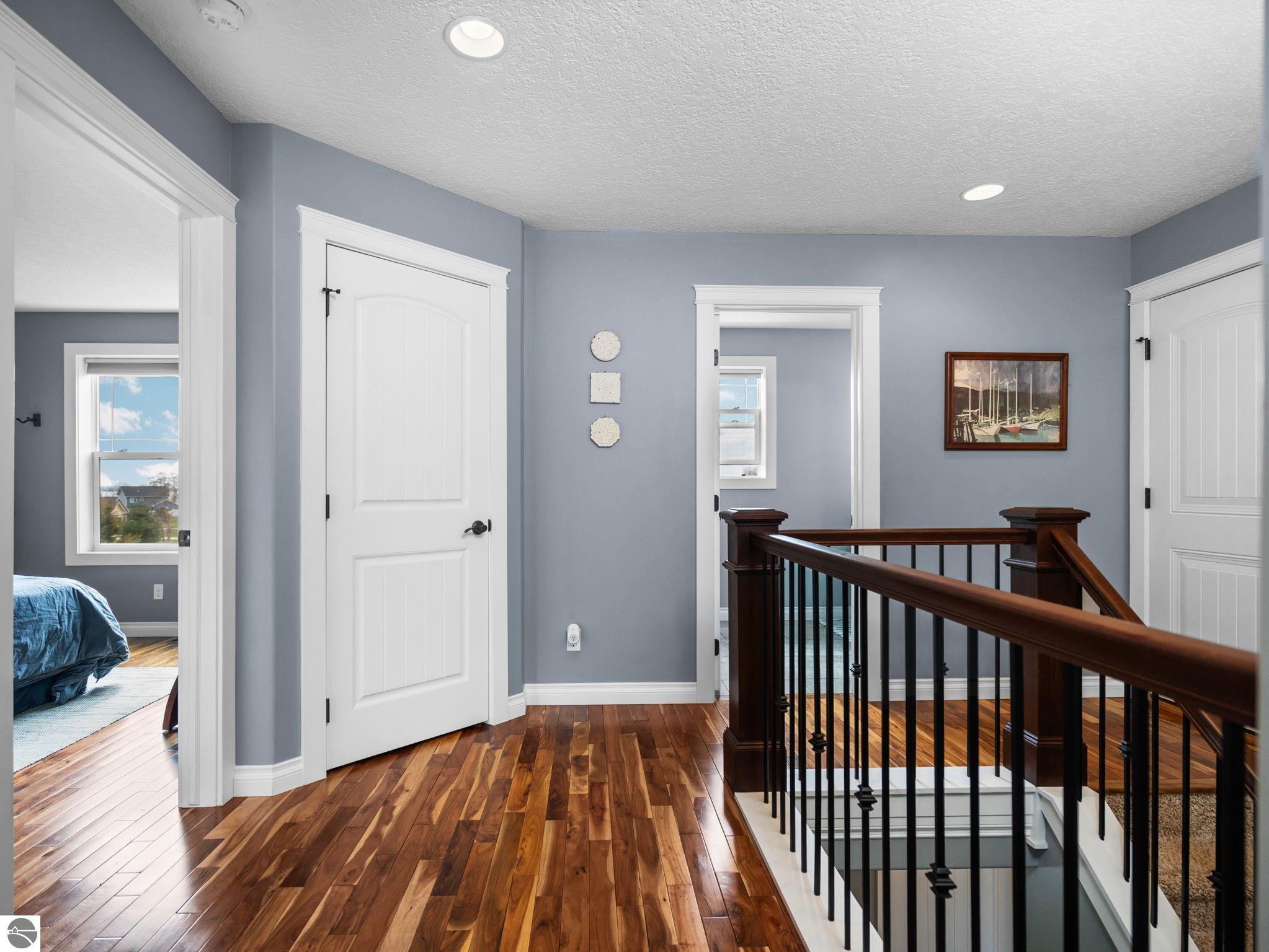 3833 Smokey Cove Drive