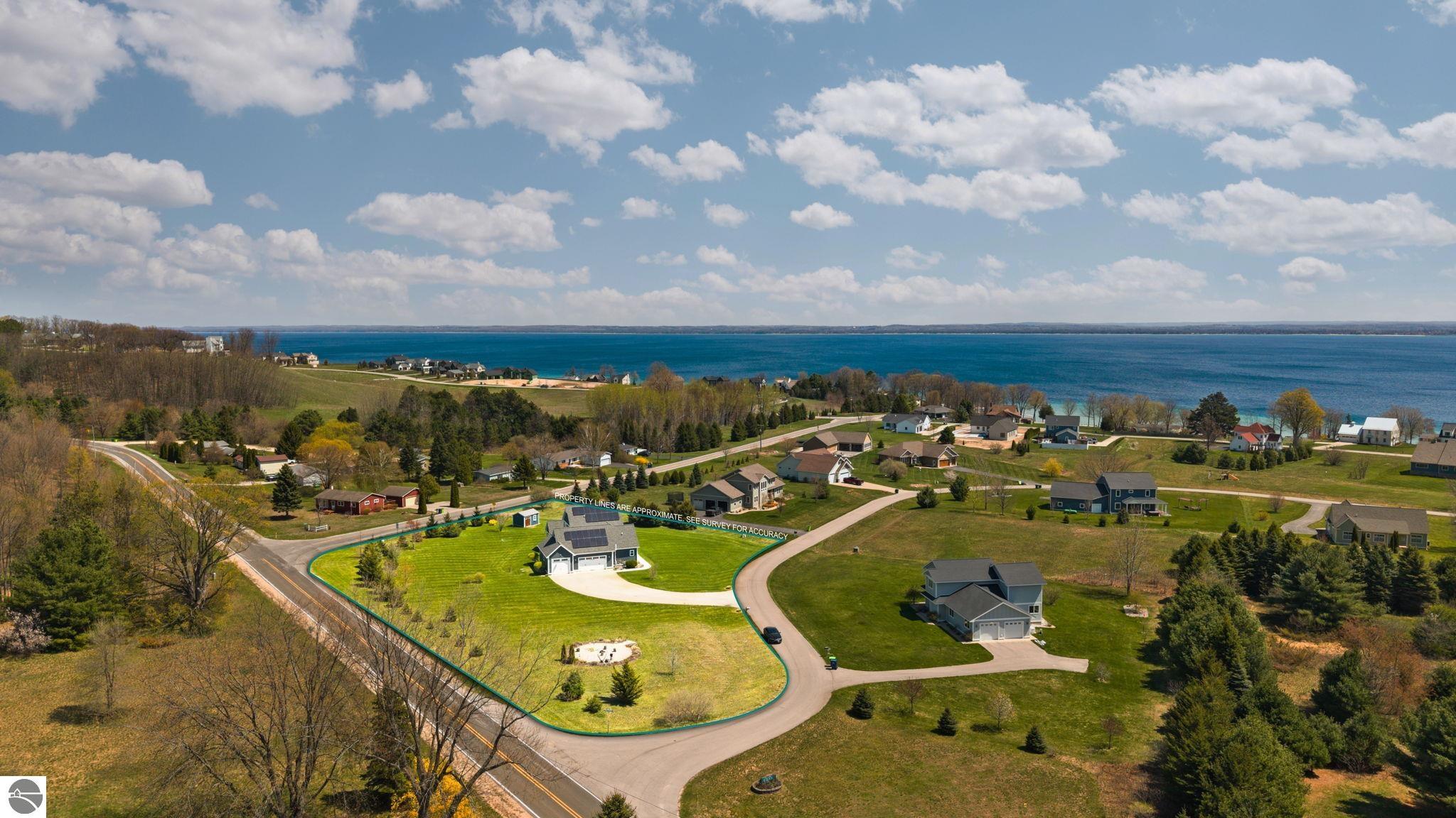 3833 Smokey Cove Drive