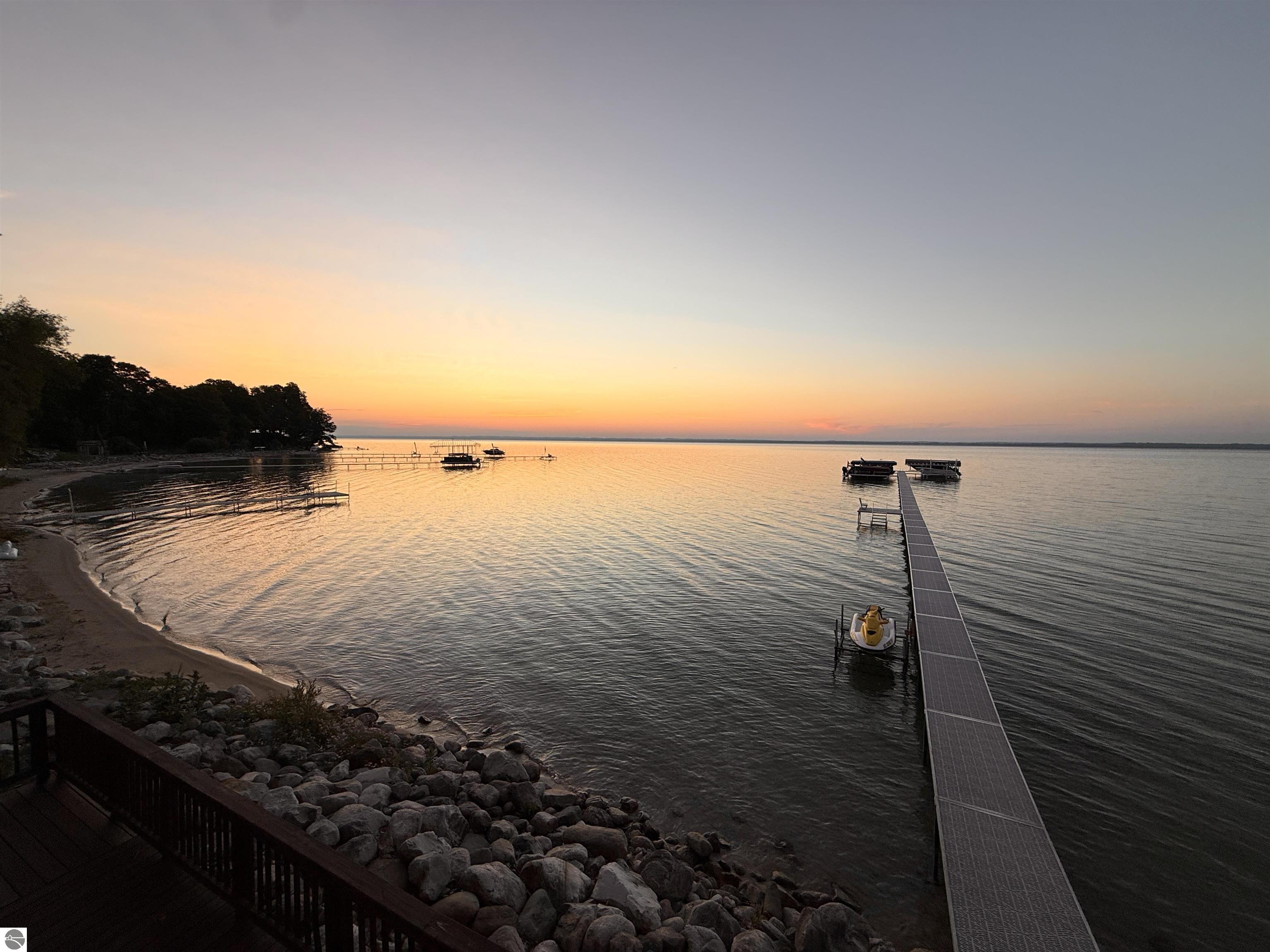 3833 Smokey Cove Drive