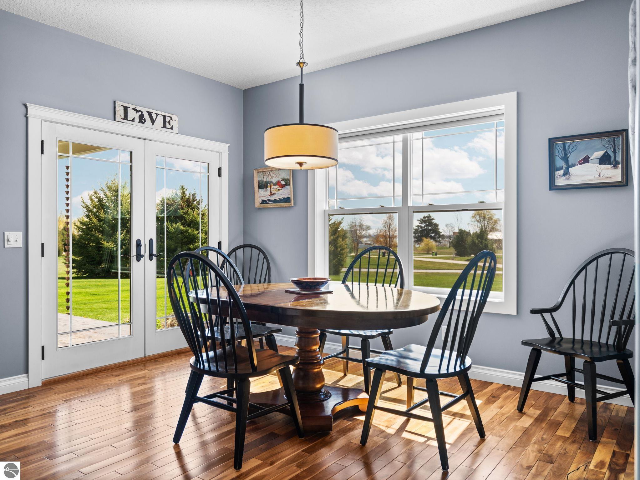 3833 Smokey Cove Drive