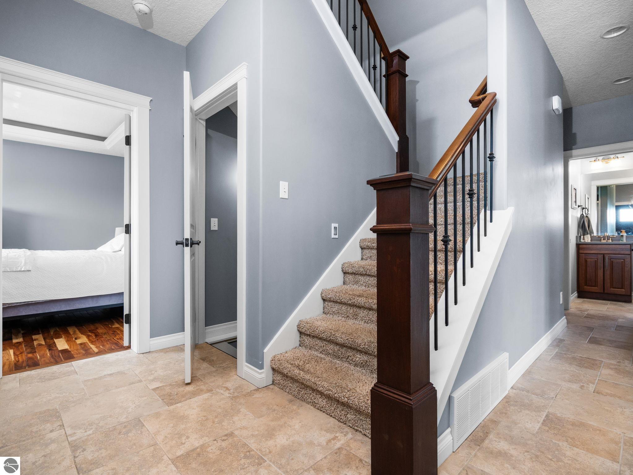 3833 Smokey Cove Drive
