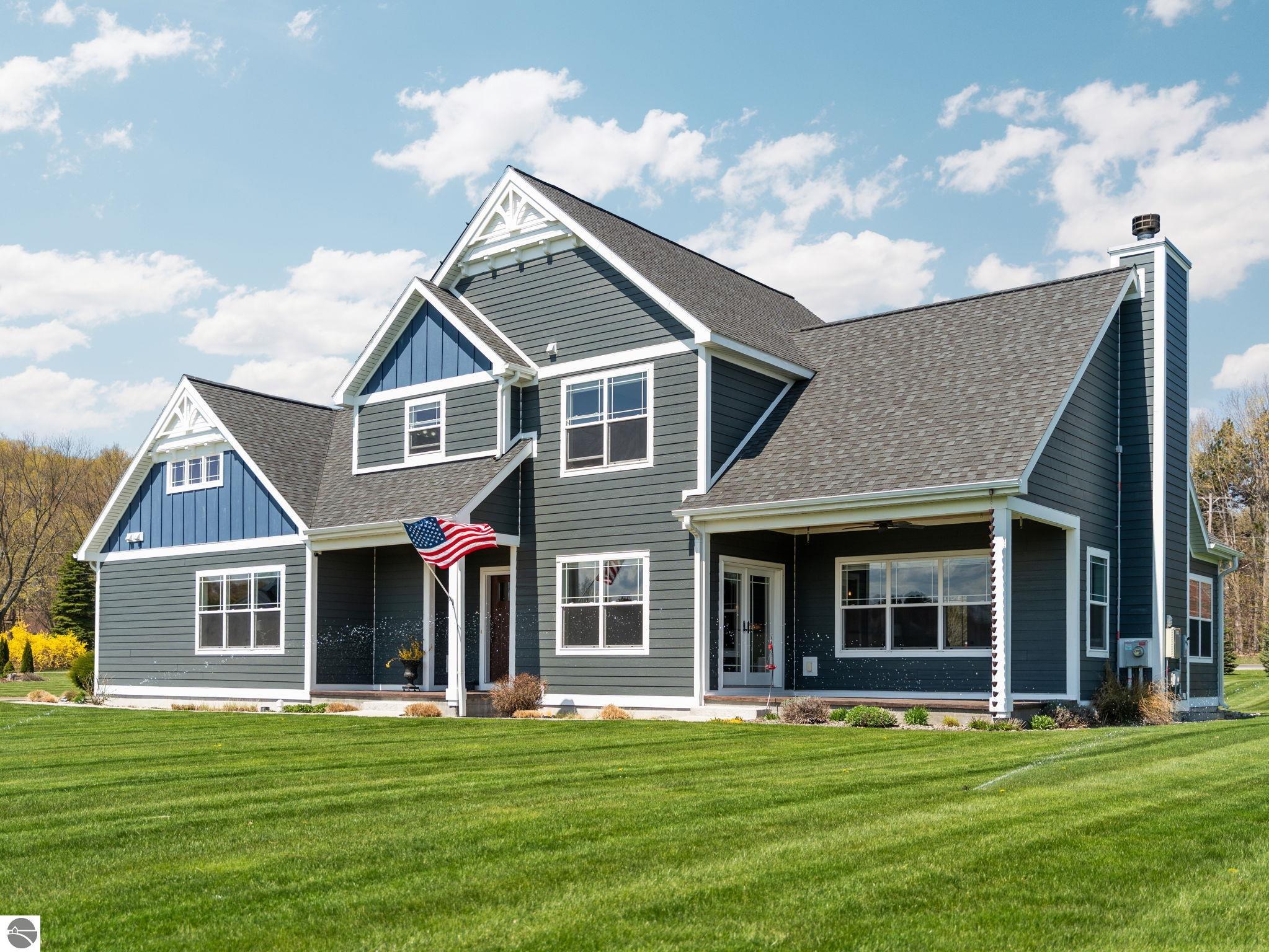 3833 Smokey Cove Drive