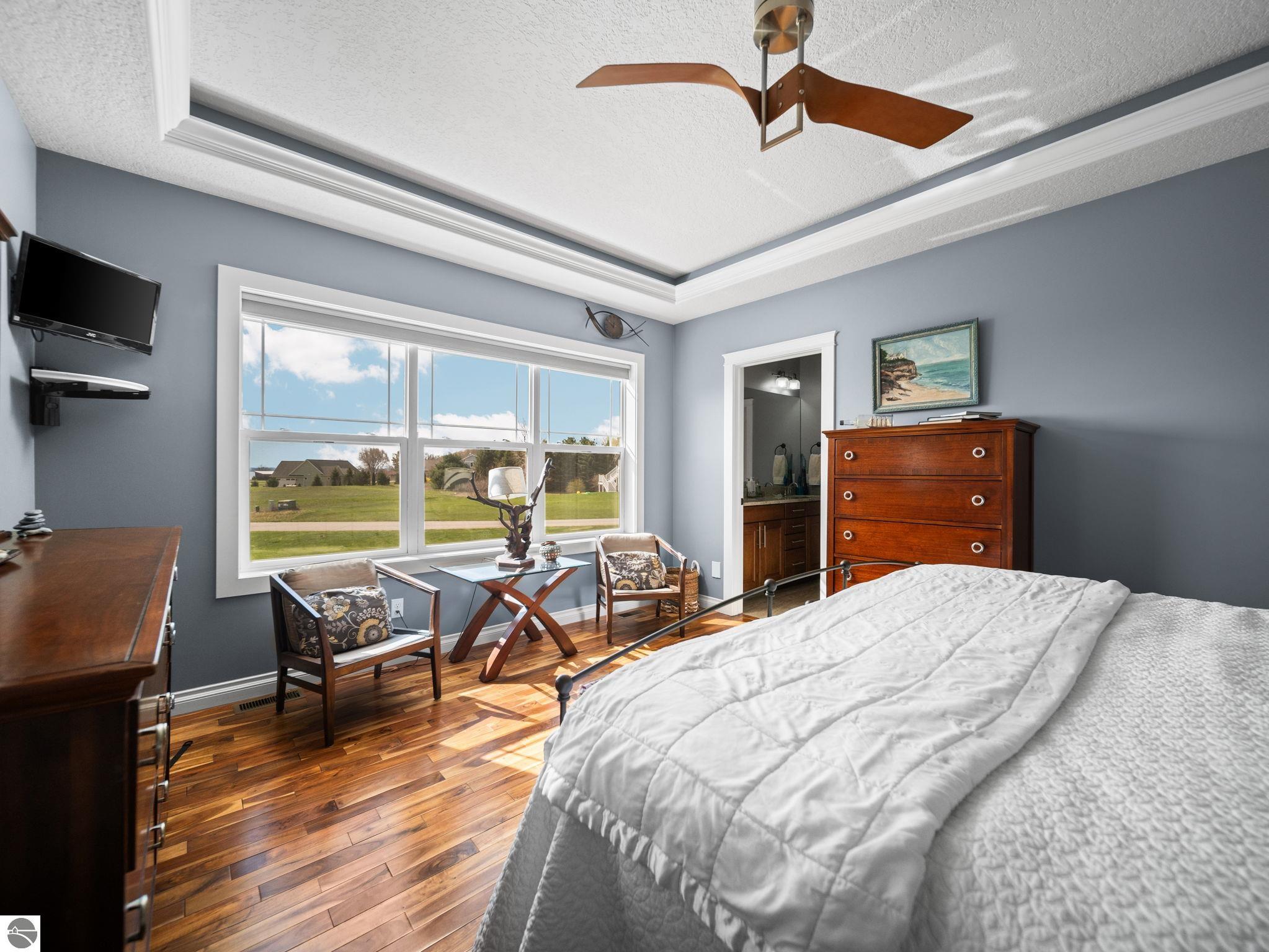3833 Smokey Cove Drive