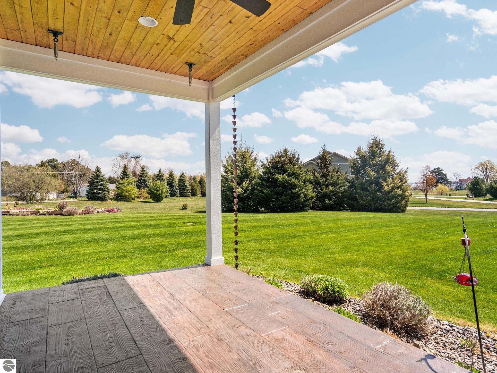 3833 Smokey Cove Drive