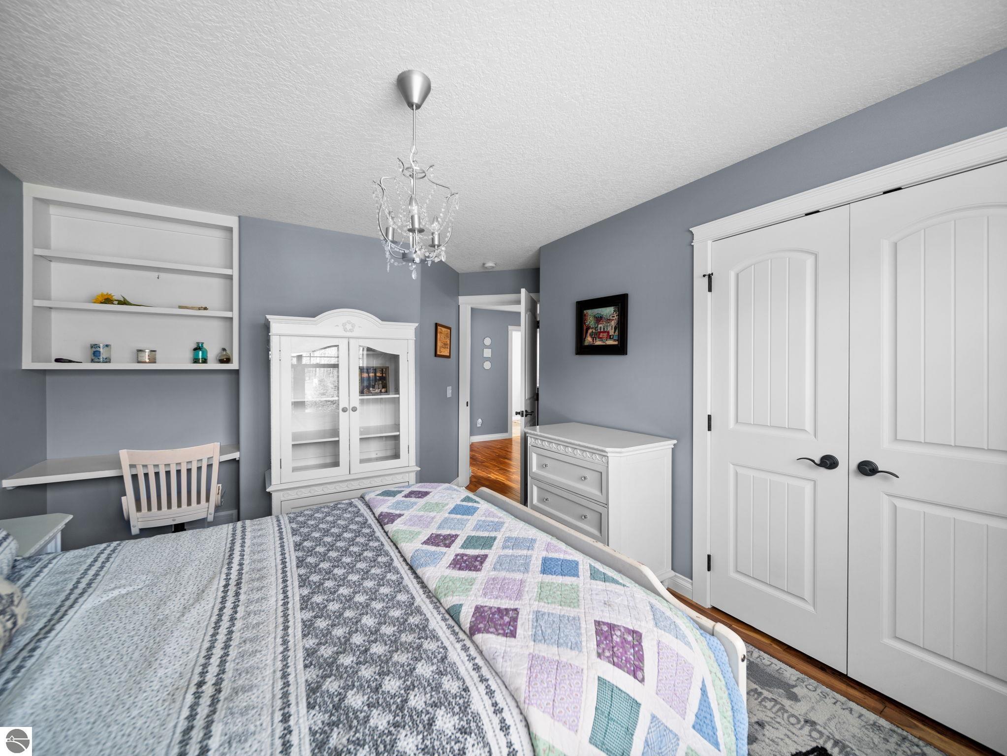 3833 Smokey Cove Drive