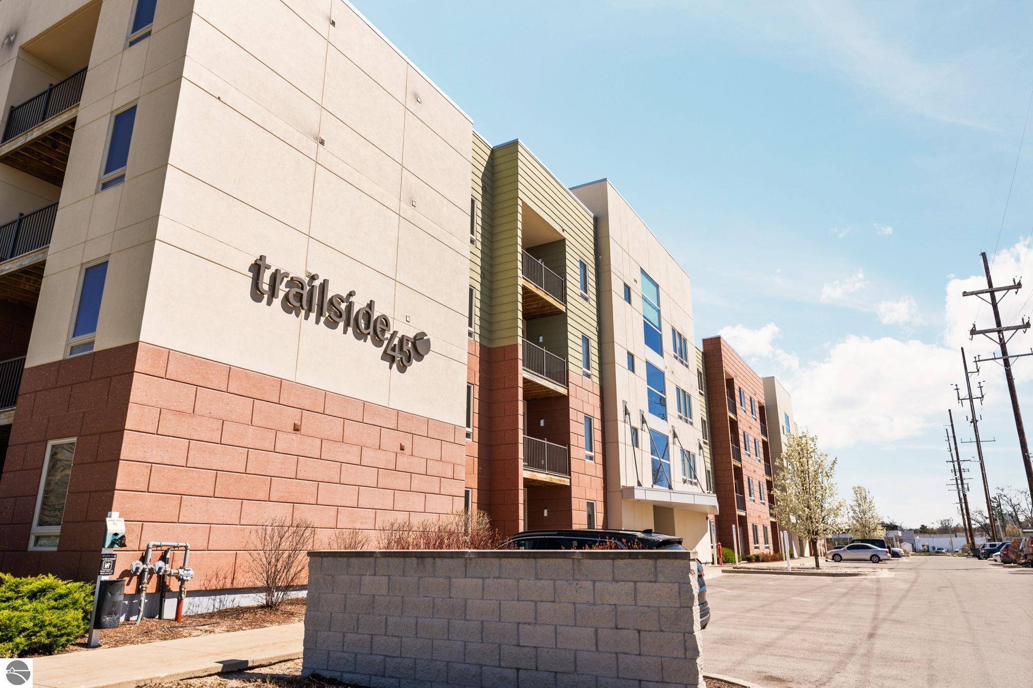 630-306 S Garfield Avenue # 306