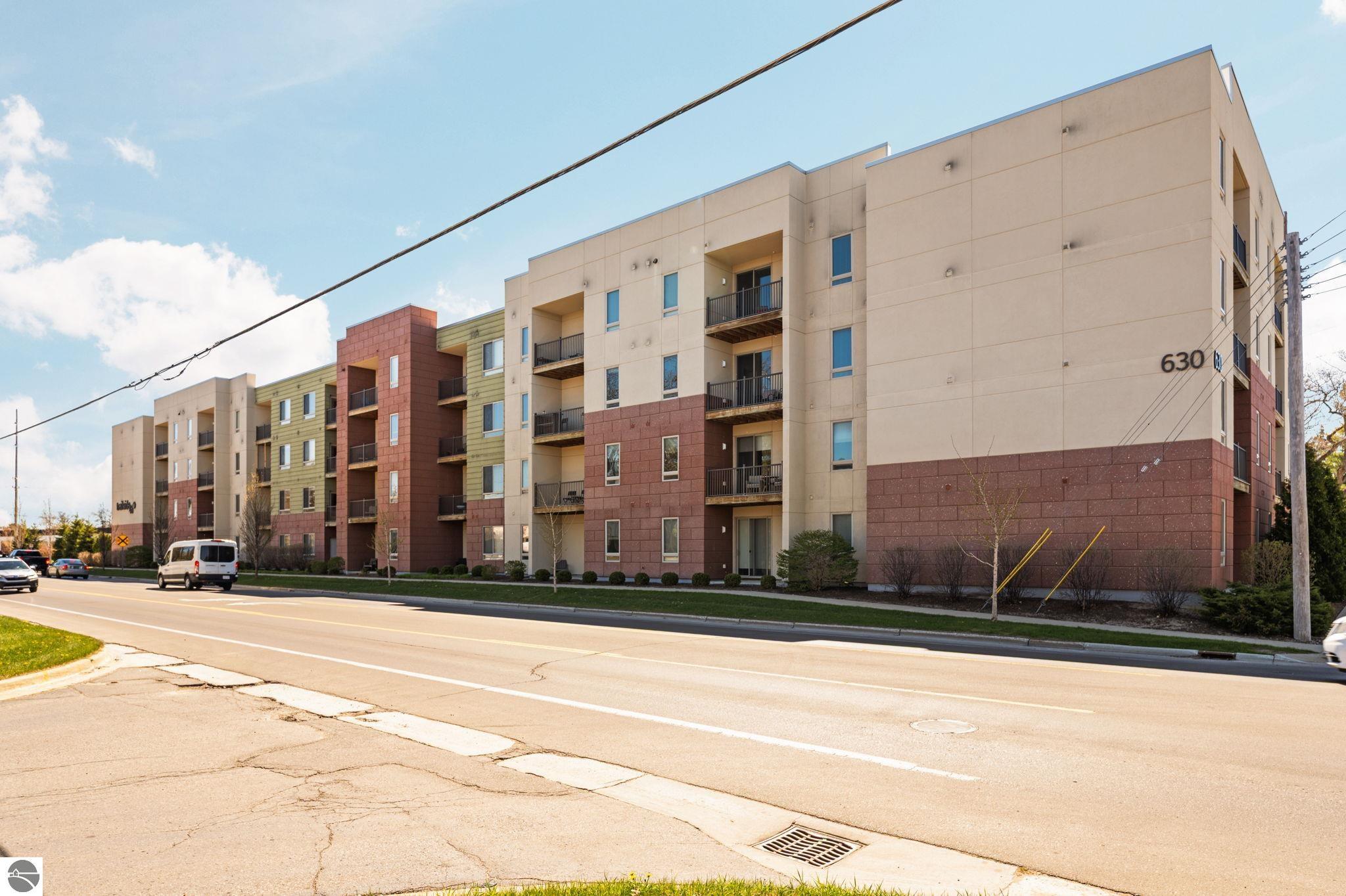 630-306 S Garfield Avenue # 306